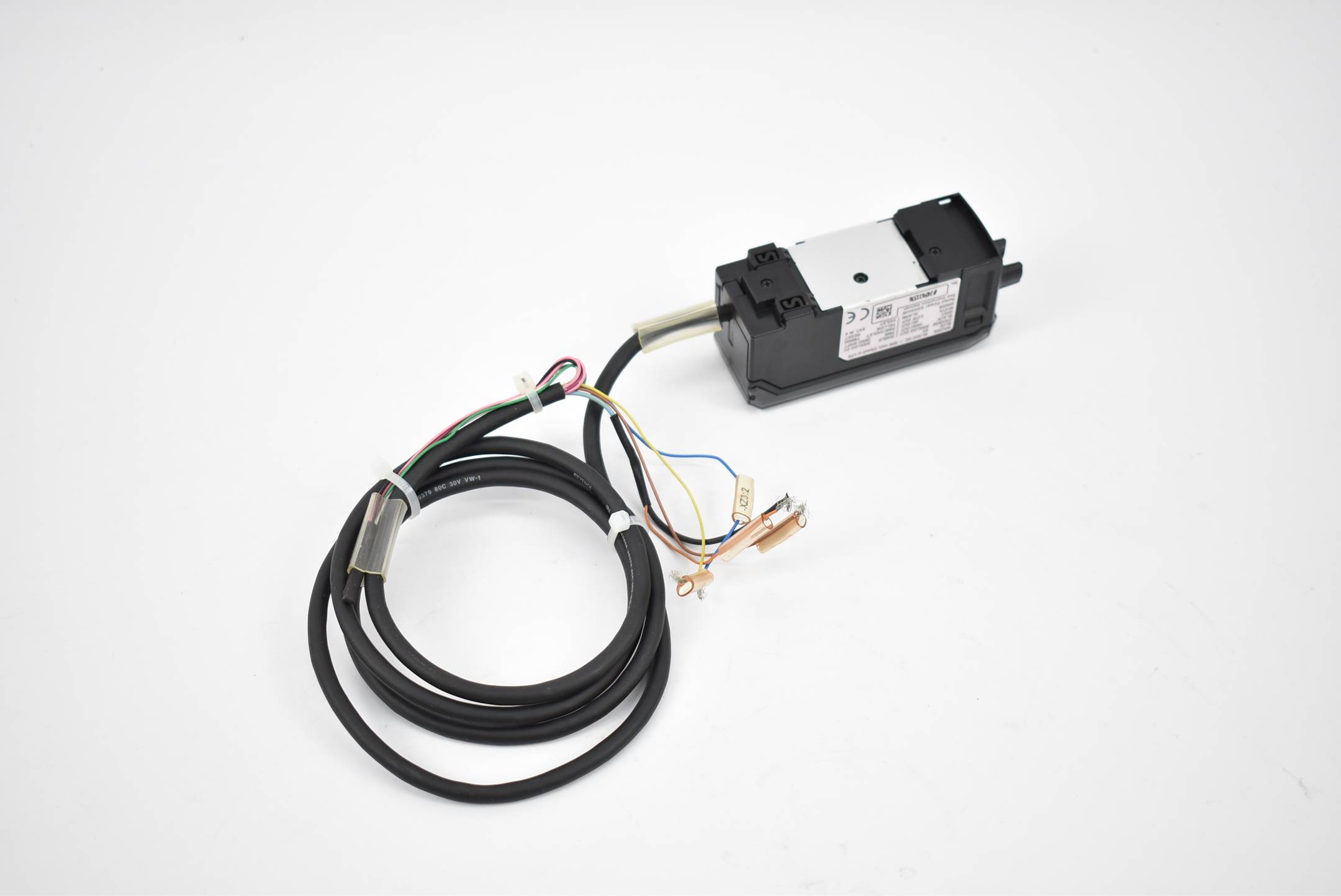 Keyence Intelligent-L Laser Sensor IL-1000 ( 10-30VDC 18W )
