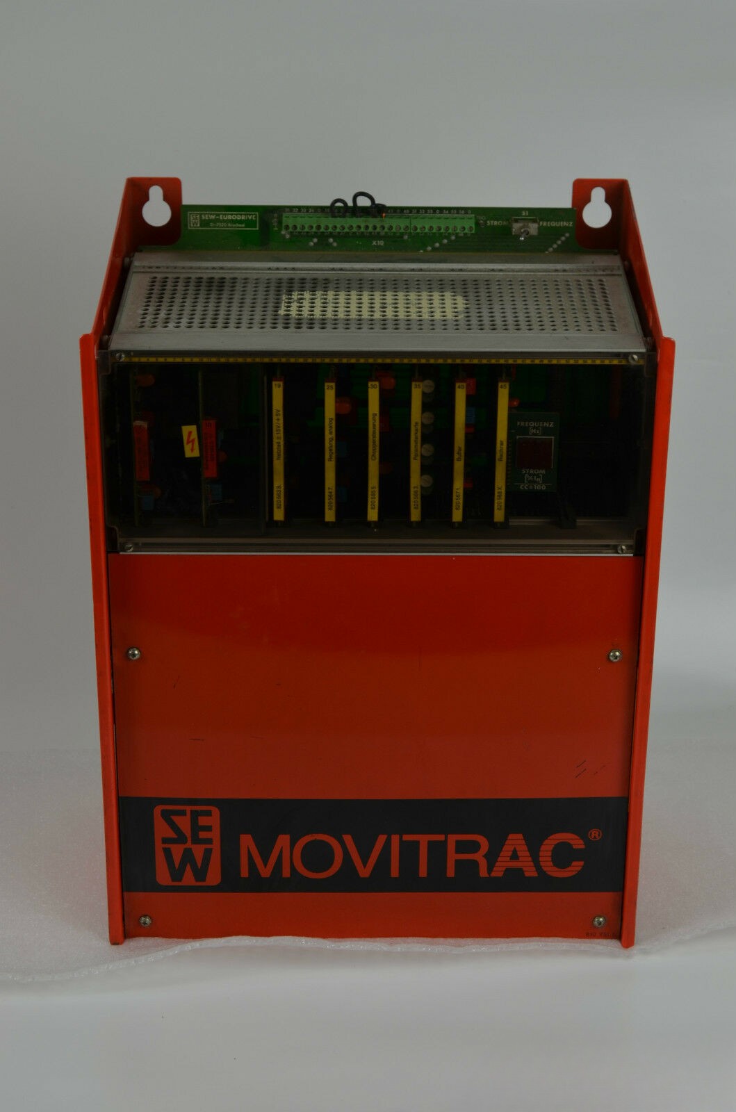 SEW Eurodrive Antriebsumrichter Movitrac 304 8253307 SEW Eurodrive Antriebsumrichter Movitrac 304 8253307