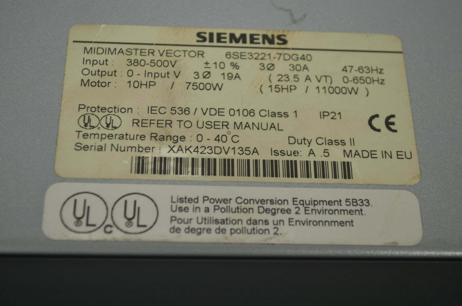 Siemens MIDIMASTER VECTOR 6SE3221-7DG40 ( 6SE3 221-7DG40 )
