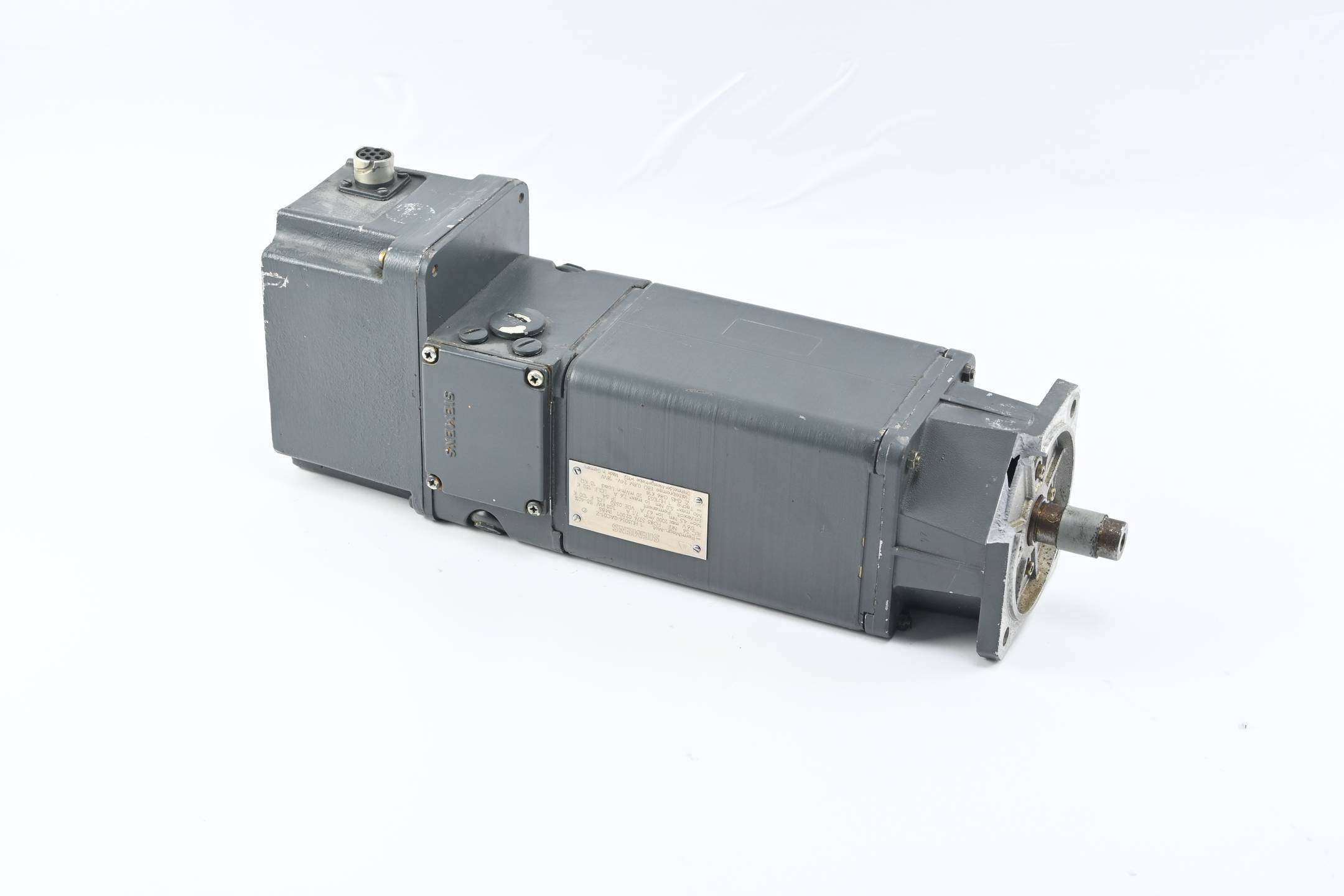Siemens Permanent Magnet Motor 1HU3056-0AC01-Z ( 1HU3 056-0AC01-Z )