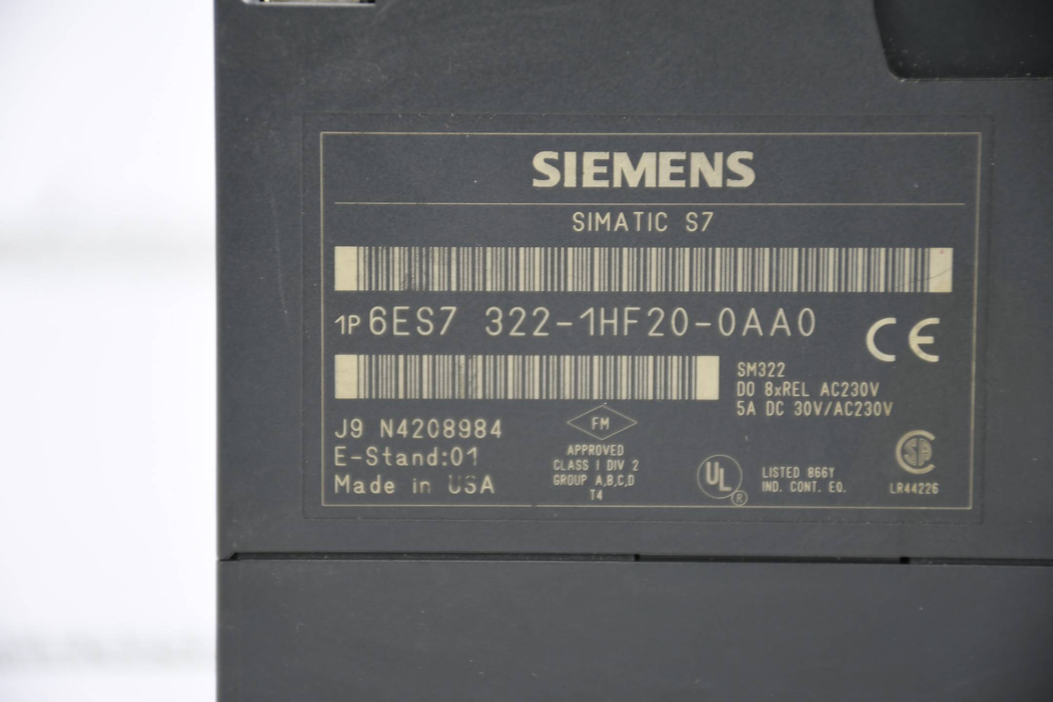 Siemens simatic S7-300 SM 322 6ES7 322-1HF20-0AA0 ( 6ES7322-1HF20-0AA0 ) E1