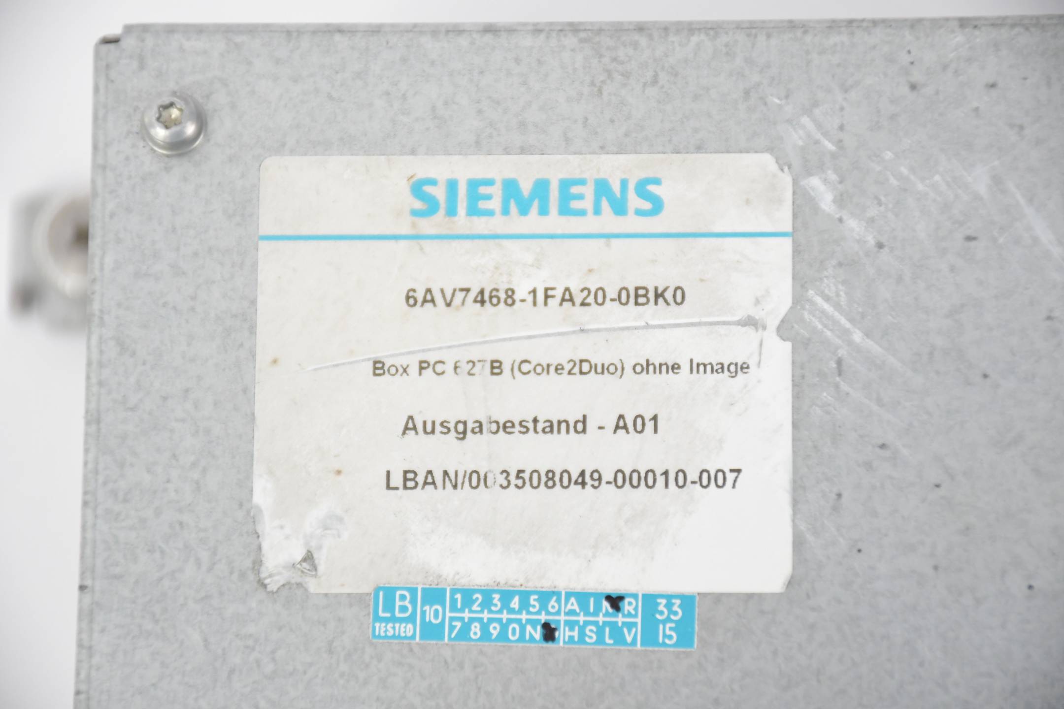 Siemens Simatic Box PC 627B (AC) 6AV7468-1FA20-0BK0 ( 6AV7 468-1FA20-0BK0 )