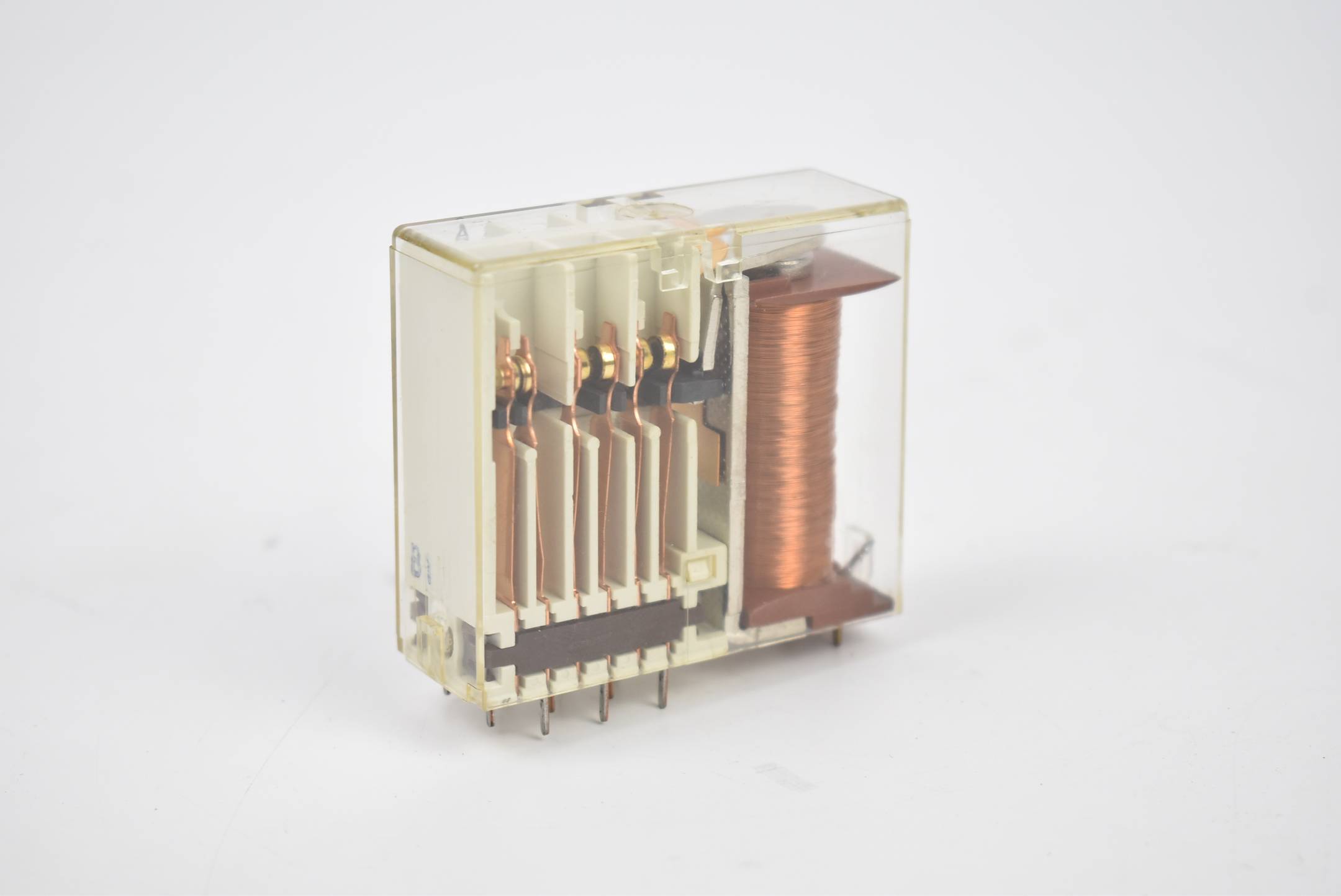 Kaco Relais 24V Spule RD18 420 V701 ( RD18420V701 ) 10A