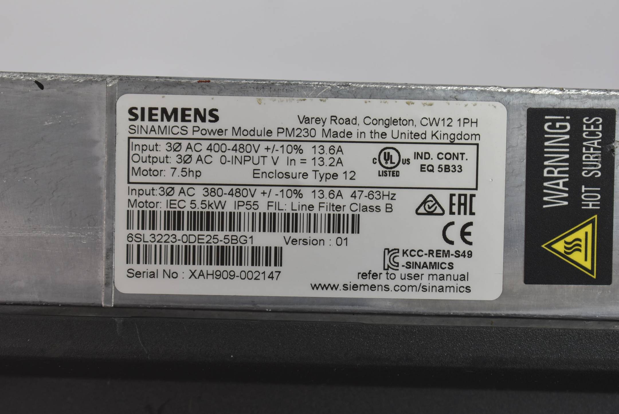 Siemens sinamics Power Module PM230 6SL3223-0DE25-5BG1 ( 6SL3 223-0DE25-5BG1 )