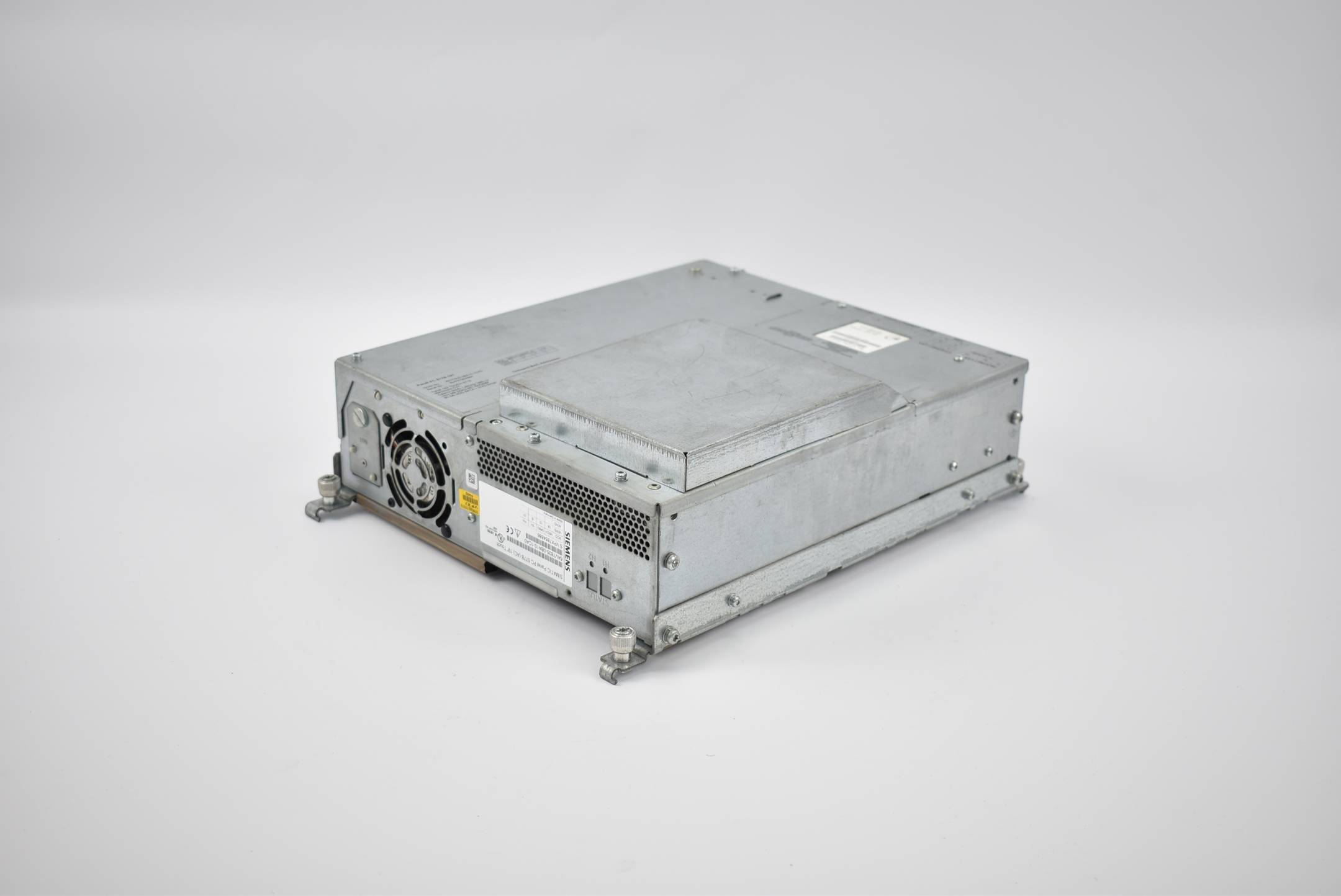 Siemens simatic PC 577B 6AV7 835-0BA10-1CA0 ( 6AV7835-0BA10-1CA0 ) E.07