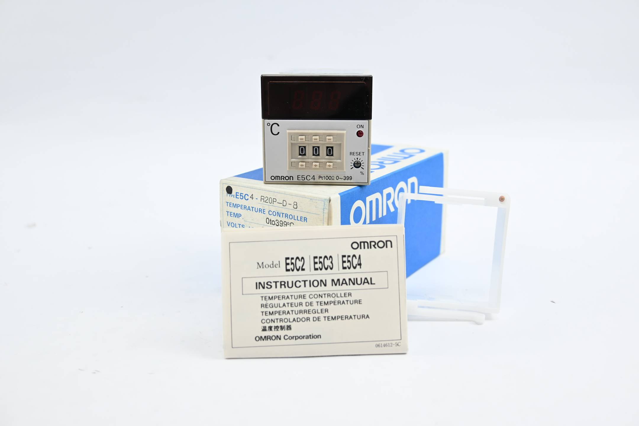 Omron Temperatur Controller 0-399 °C ( E5C4-R20P-D-8 )