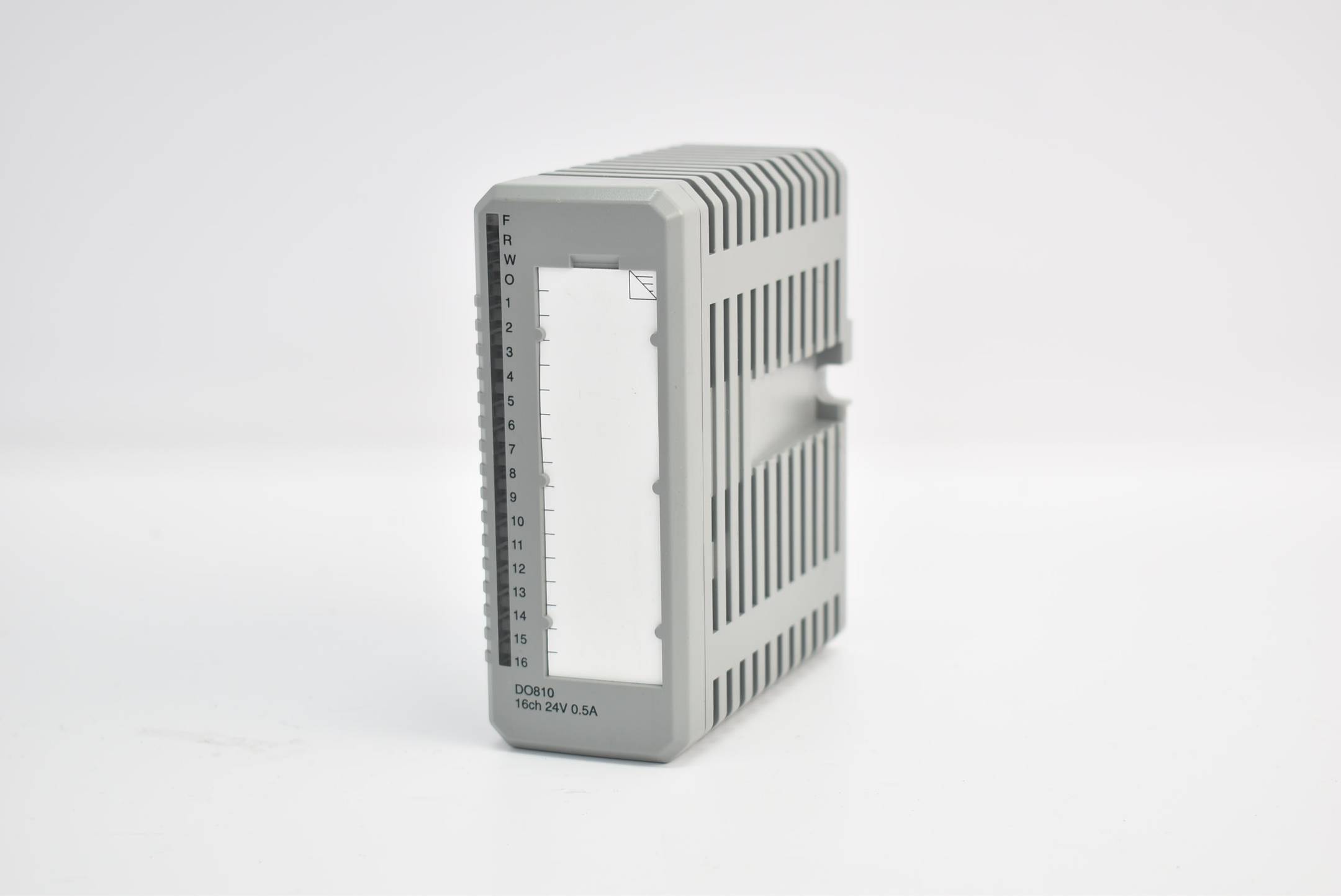 ABB Digitalausgabe 16 ch 24 V 0,5 A DO810