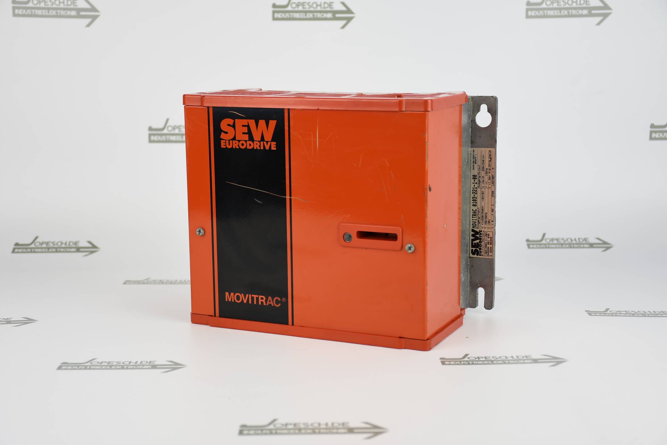SEW Eurodrive movitrac® B Frequenzumrichter 0103-221-1-00 ( 825672 1 )
