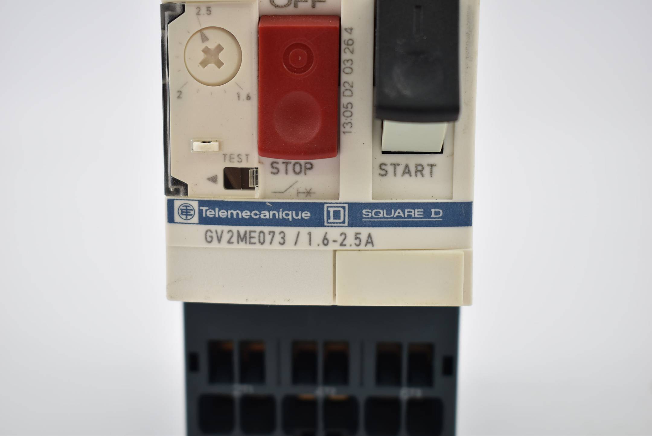 Telemecanique Motorschutzschalter 1,6-2,5A 690V GV2ME073 + Steckverbinder LAD341