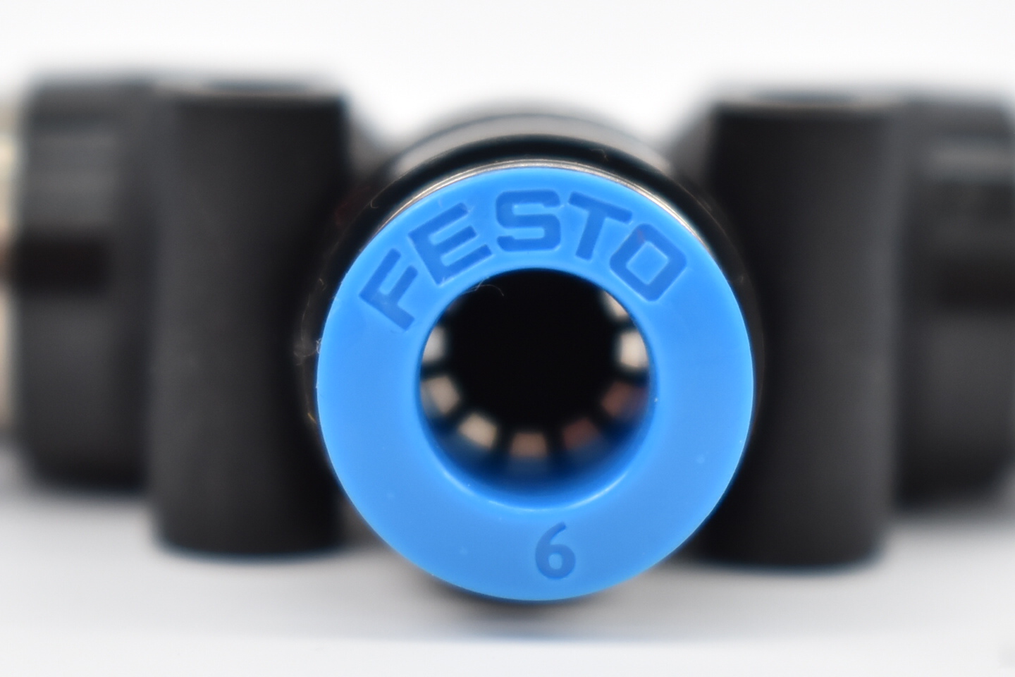 Festo T-Steckverbindung QST-8 ( 153130 ) VE 12 Stück