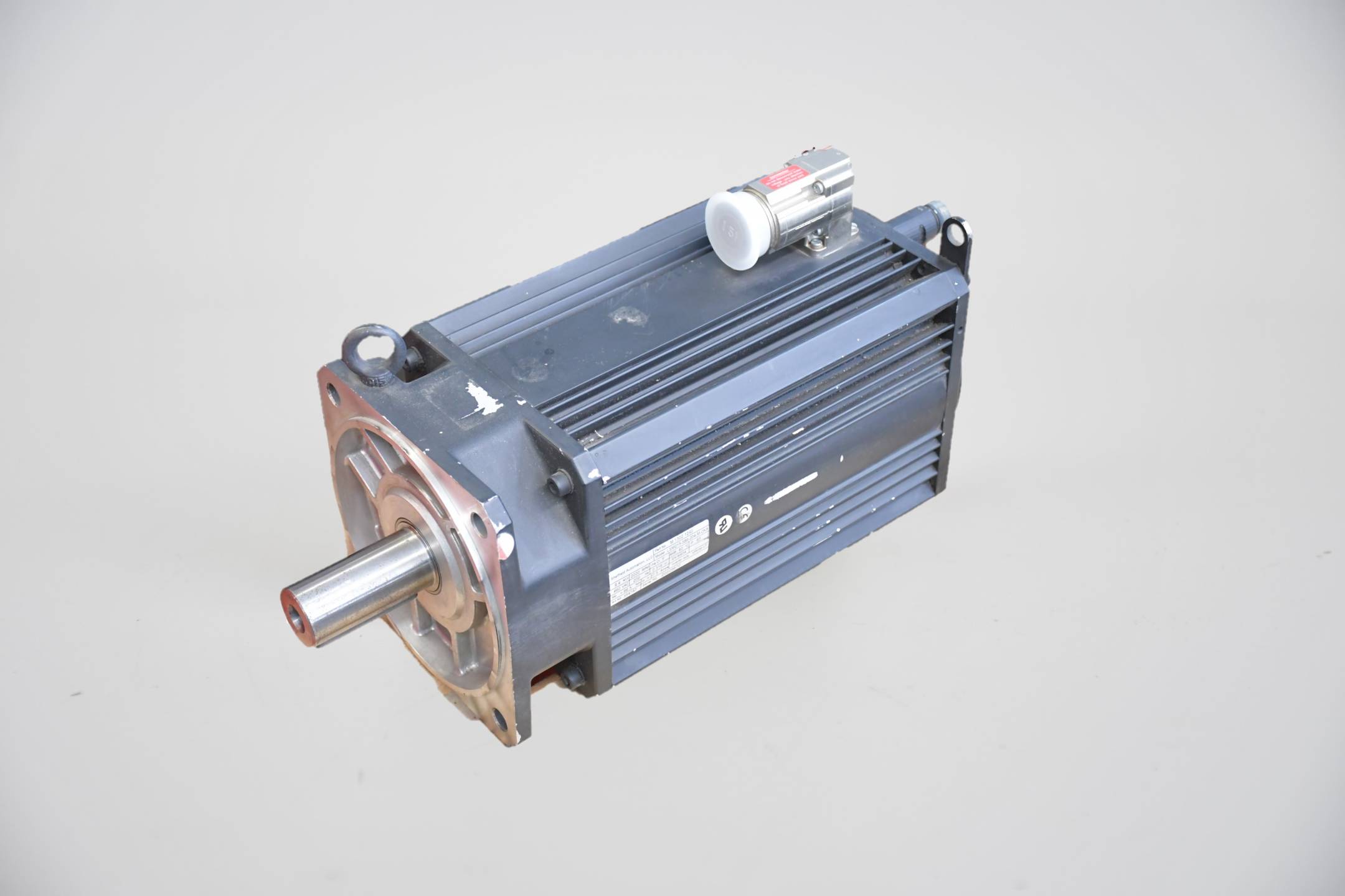 Kollmorgen Centurion™ LSM215 Series Servomotor LSM 215-589-204-M-0KA ( 354787 )