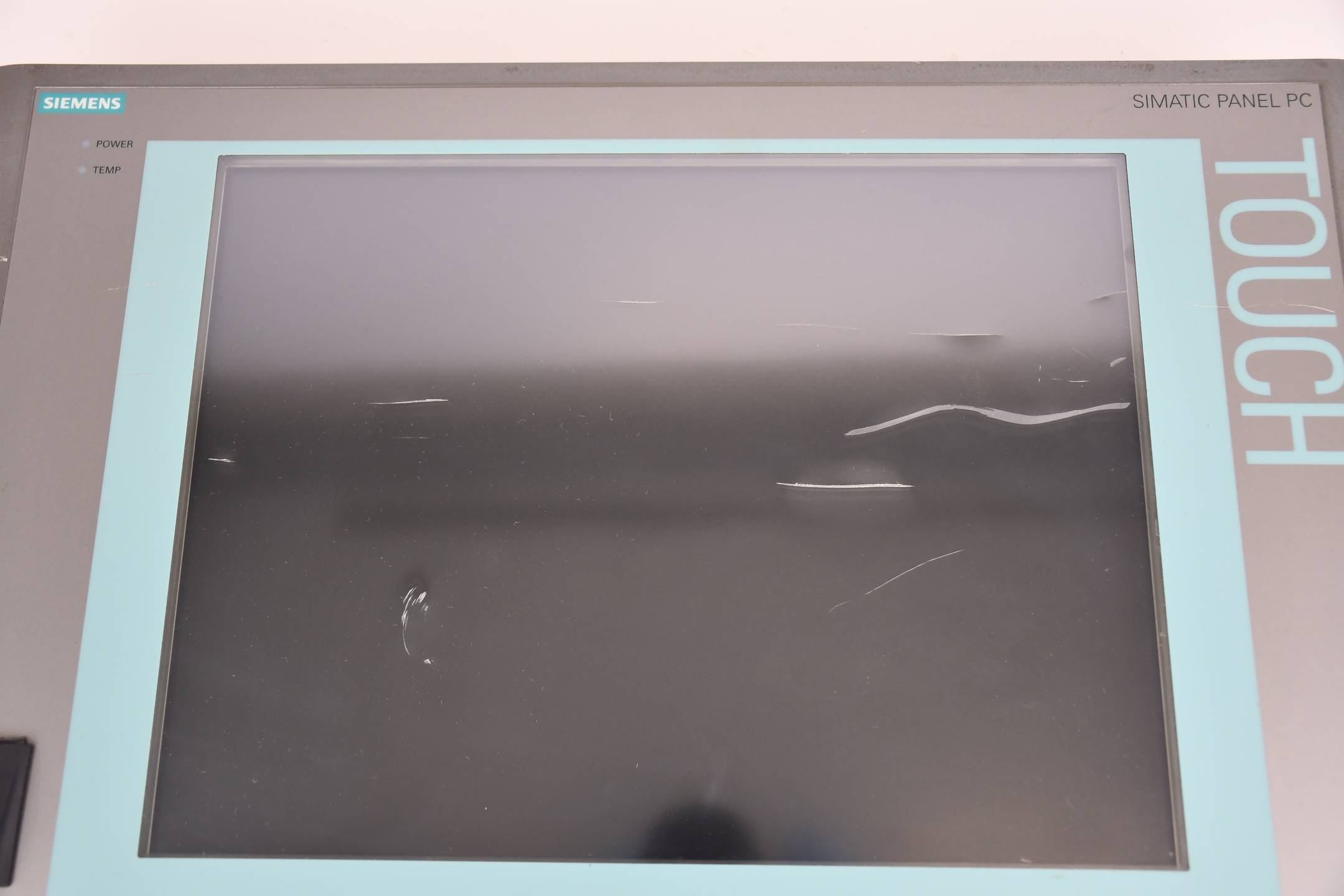 Siemens Simatic Panel Series 6 15T 677-877 ROHS A5E00747046 E A04