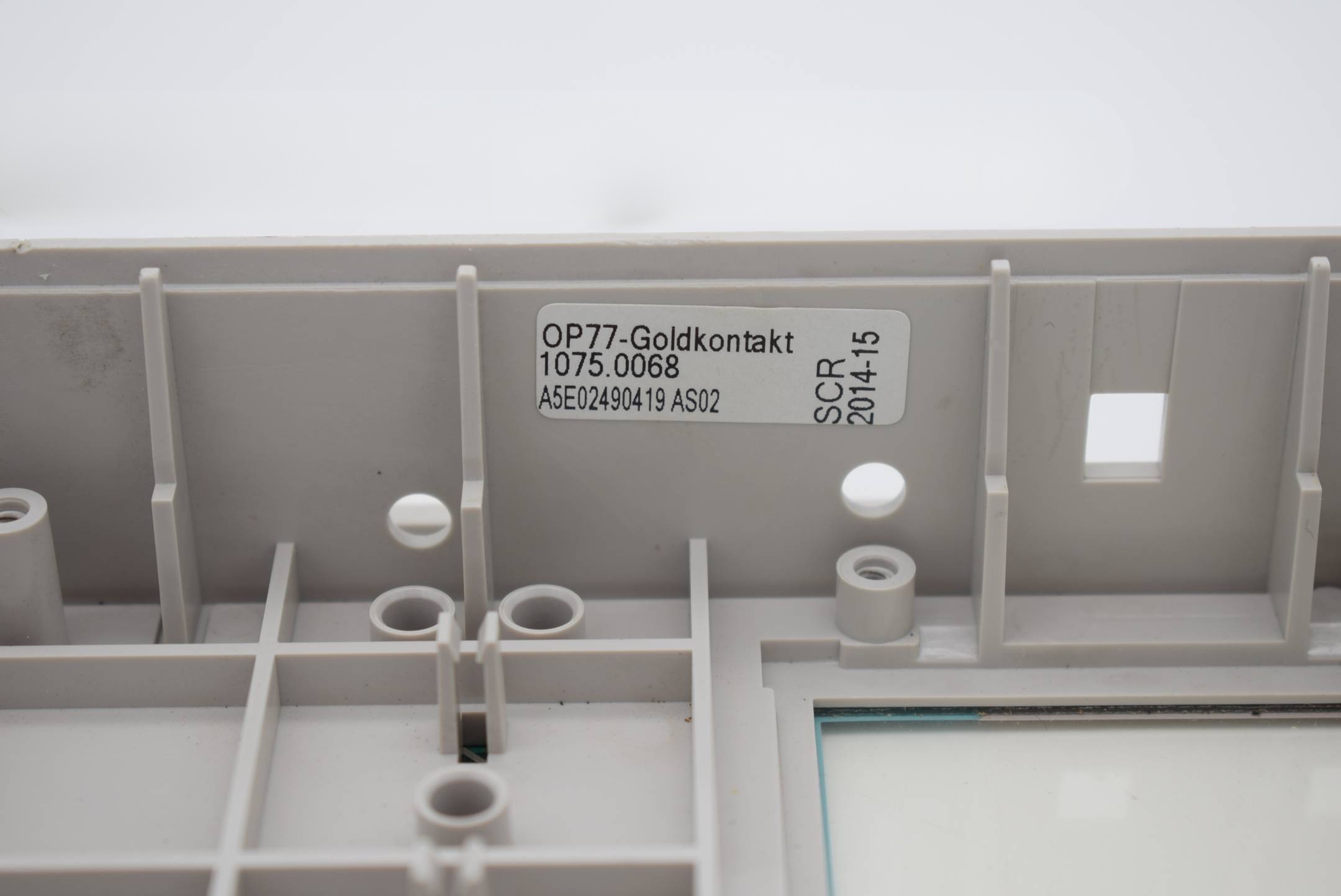 Siemens simatic OP77 Front Cover A5E02490419 ( 6AV6641-0BA11-0AX0 ) B Siemens simatic OP77 Front Cover A5E02490419 ( 6AV6641-0BA11-0AX0 ) B