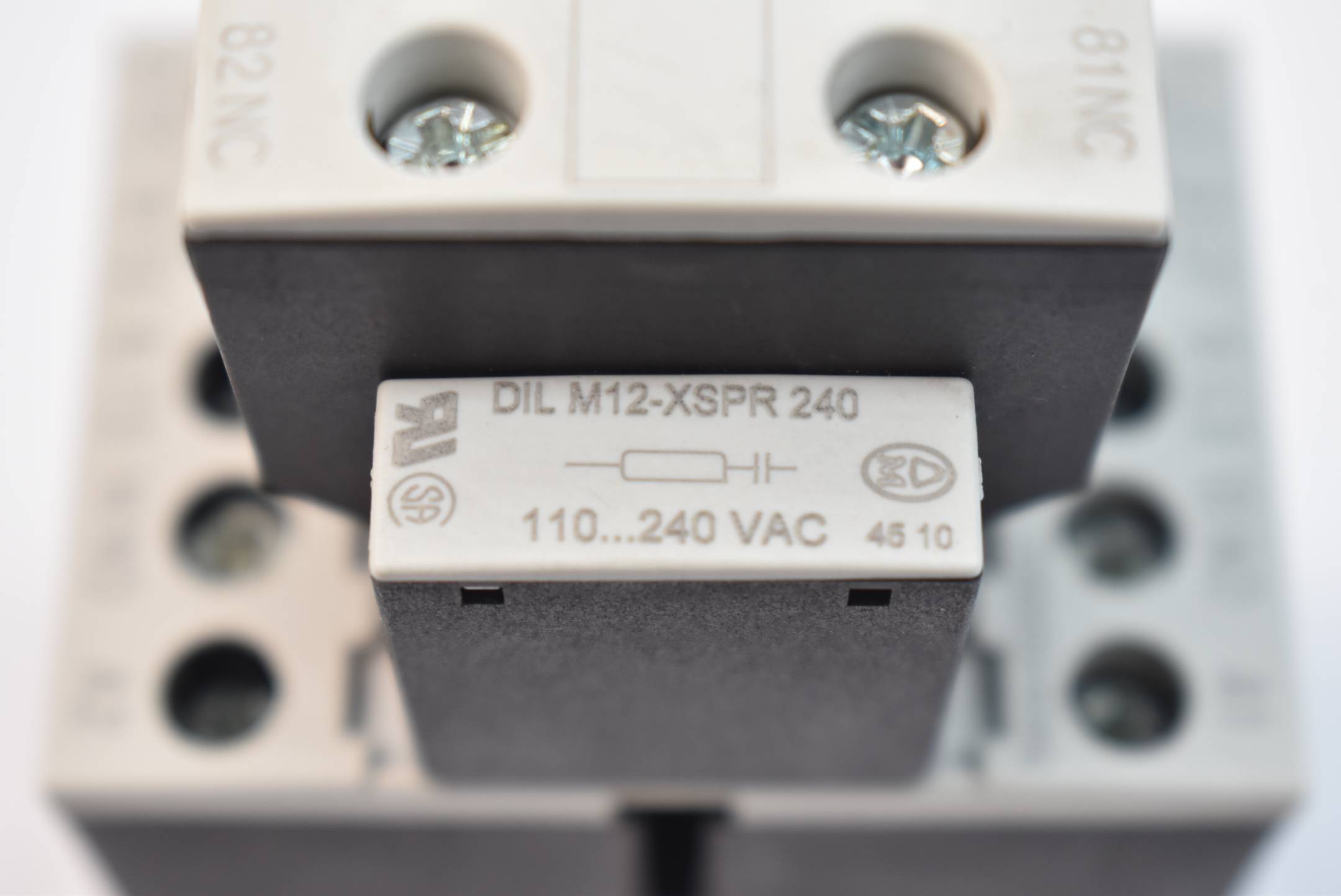 Moeller Leistungsschütz DIL M7-10 + Hilfsschalter DIL A-XHI13 + DIL M12-XSPR 240