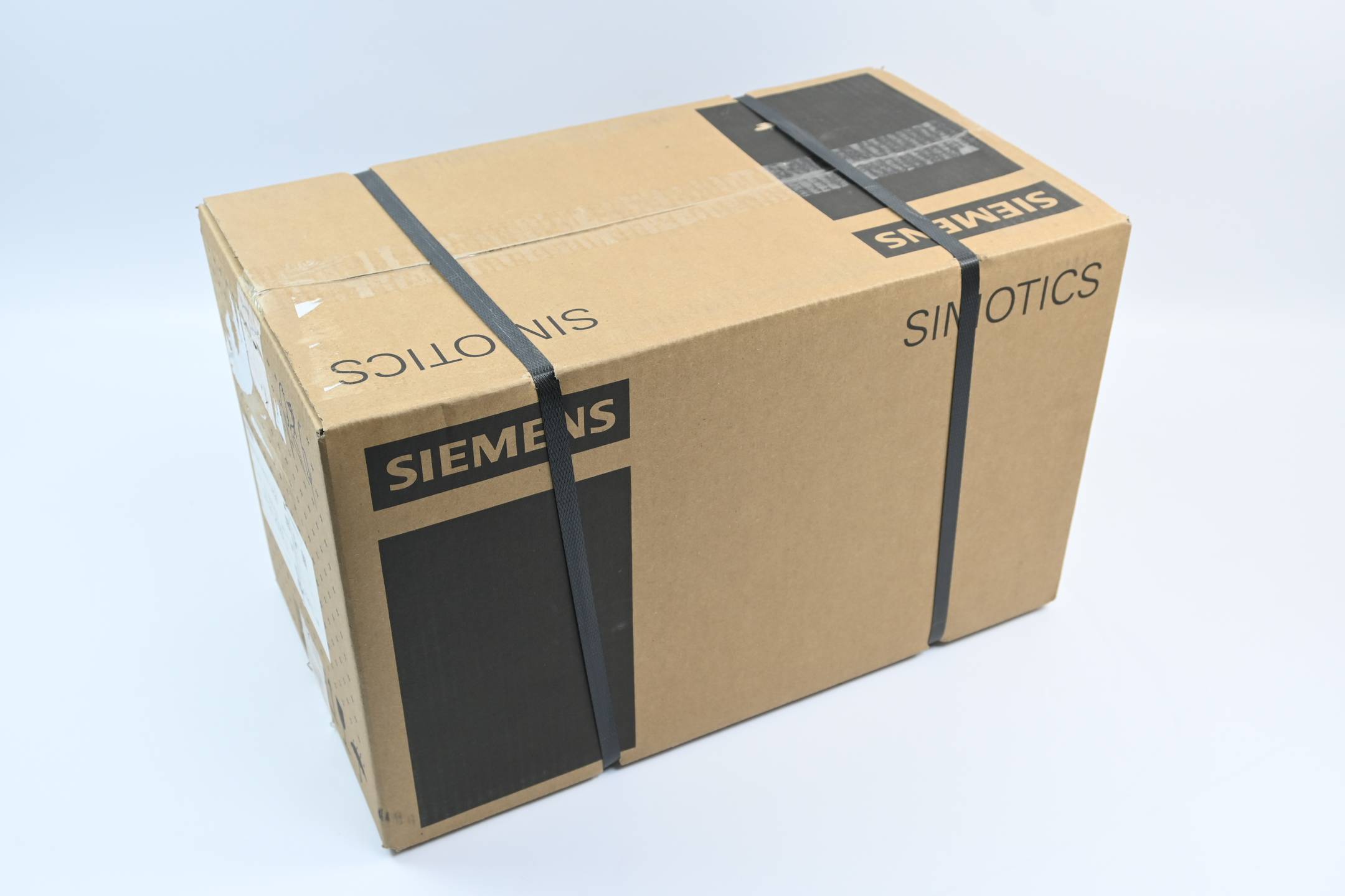 Siemens Simotics Synchronus Motor 1FK7060-2AF71-1AG0 ( 1FK7 060-2AF71-1AG0 ) 