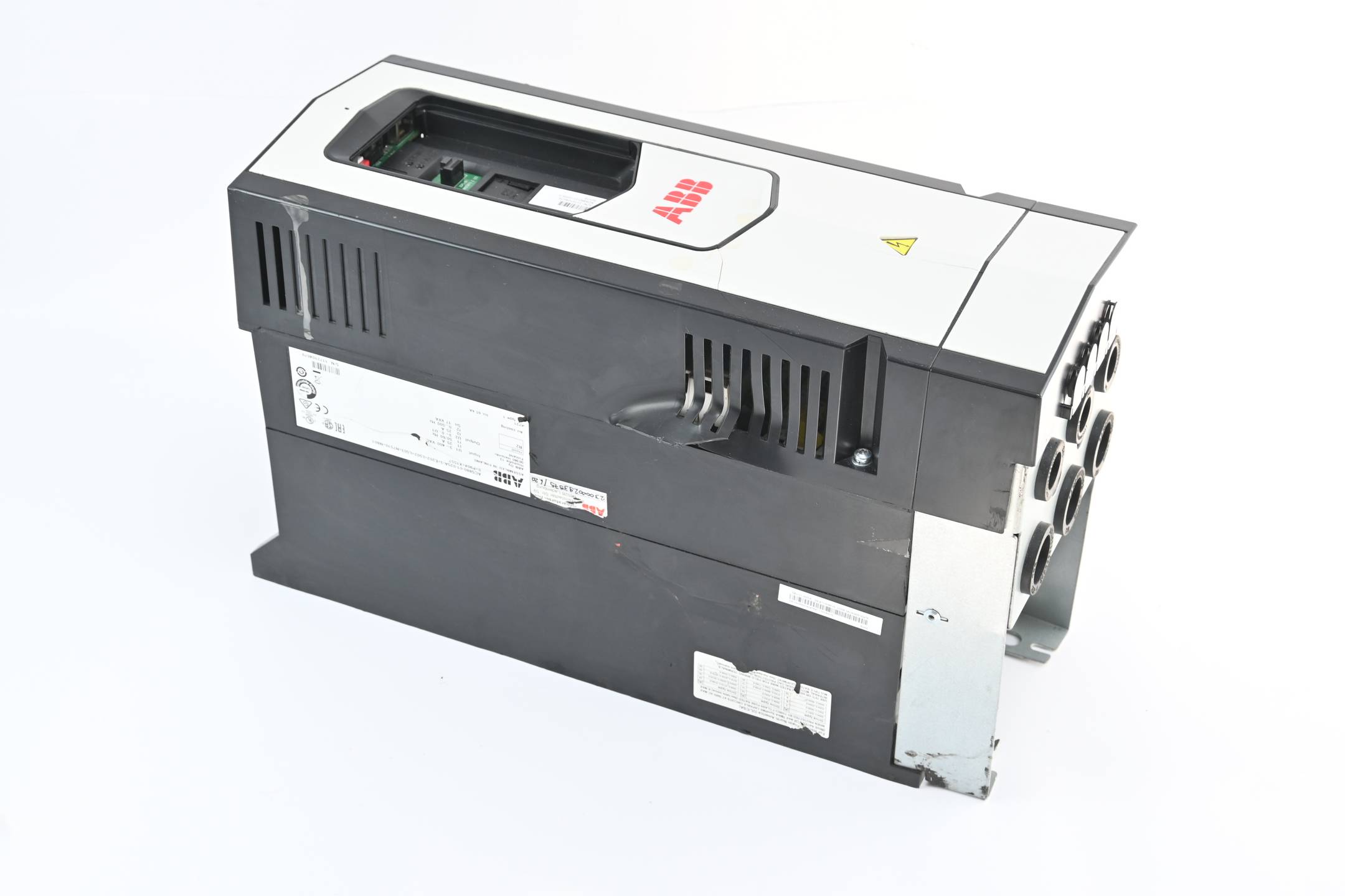 ABB Frequenzumrichter ACS880-01-025A-3+E202+L502+L503+N7510+N8010+P904+X1557