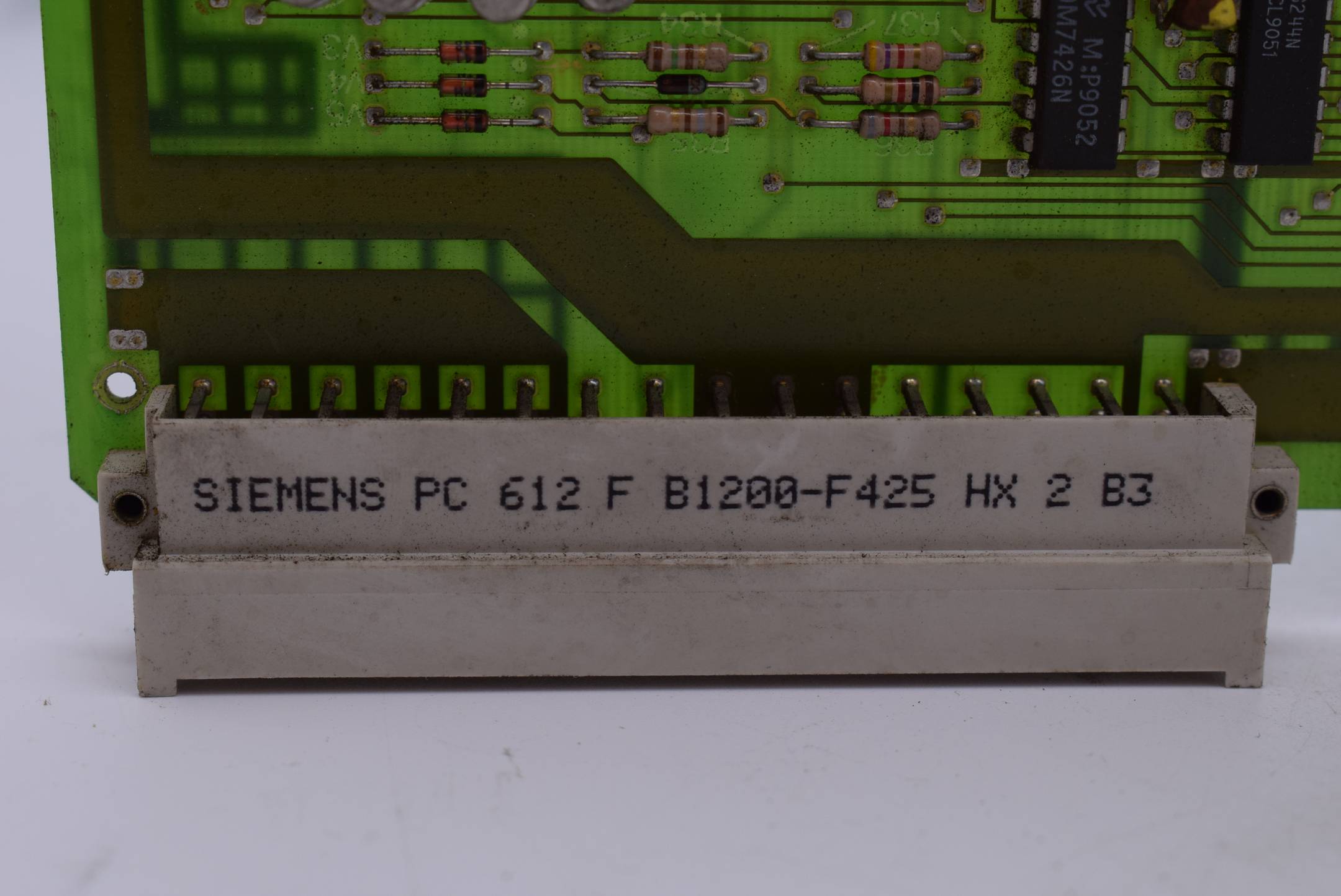 Siemens simatic PC 612 F B1200-F425 HX 2 B3 6ES5 310-3AB11 ( 6ES5310-3AB11 )