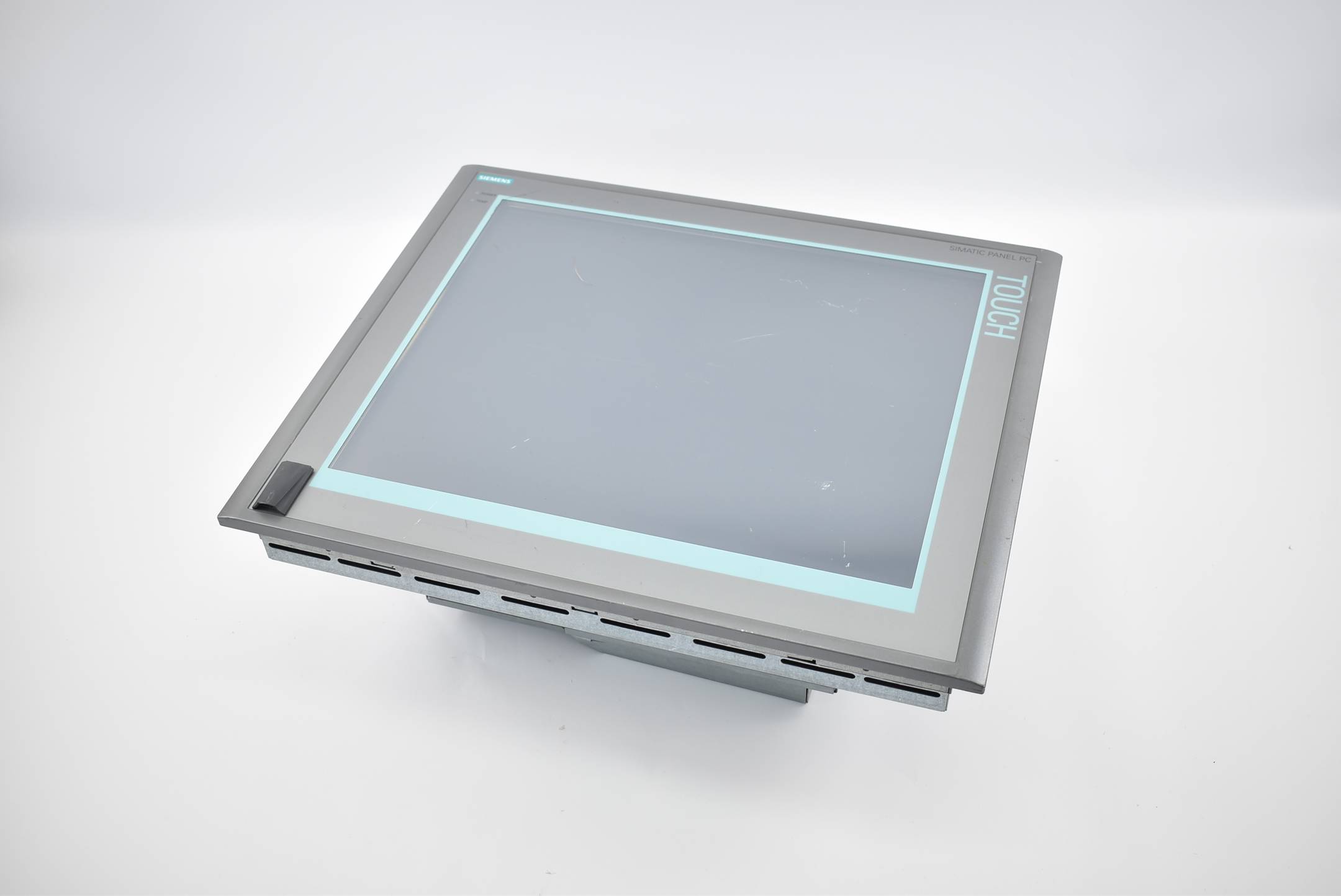 Siemens simatic Panel PC 677B 19" 6AV7 875-0BF32-1AC0 ( 6AV7875-0BF32-1AC0 ) E02