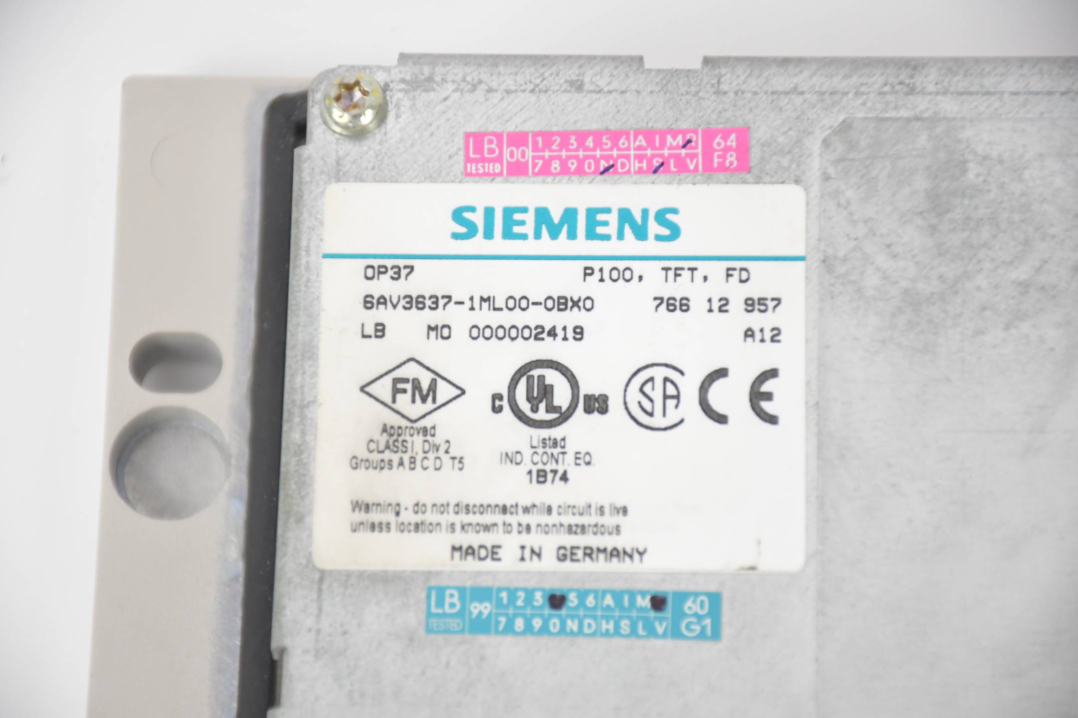 Siemens Simatic Operator Panel 37 6AV3637-1ML00-0BX0 ( 6AV3 637-1ML00-0BX0 )