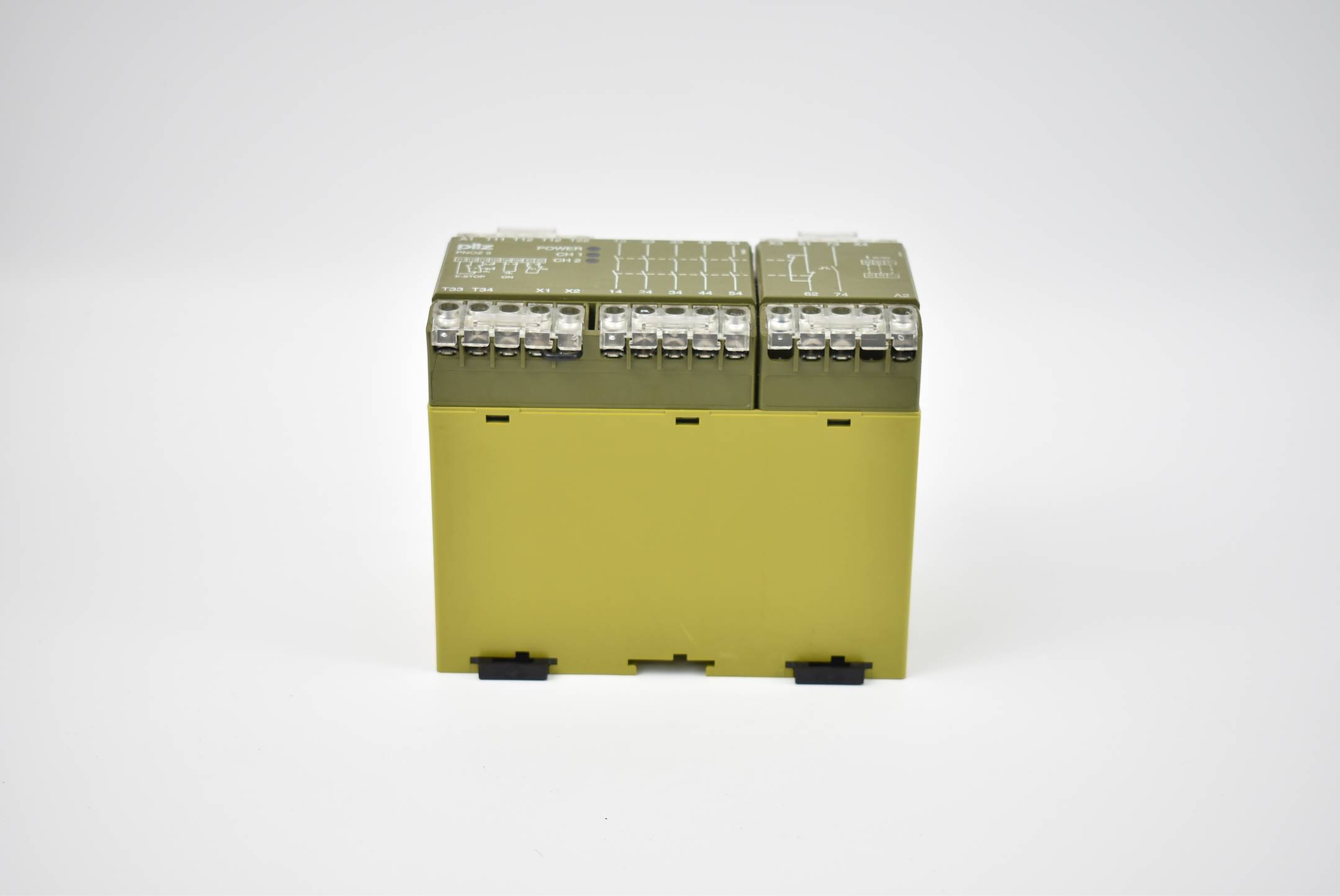 Pilz Sicherheitsrelais PNOZ 3 5S / 1Ö 1W ( 474894 )
