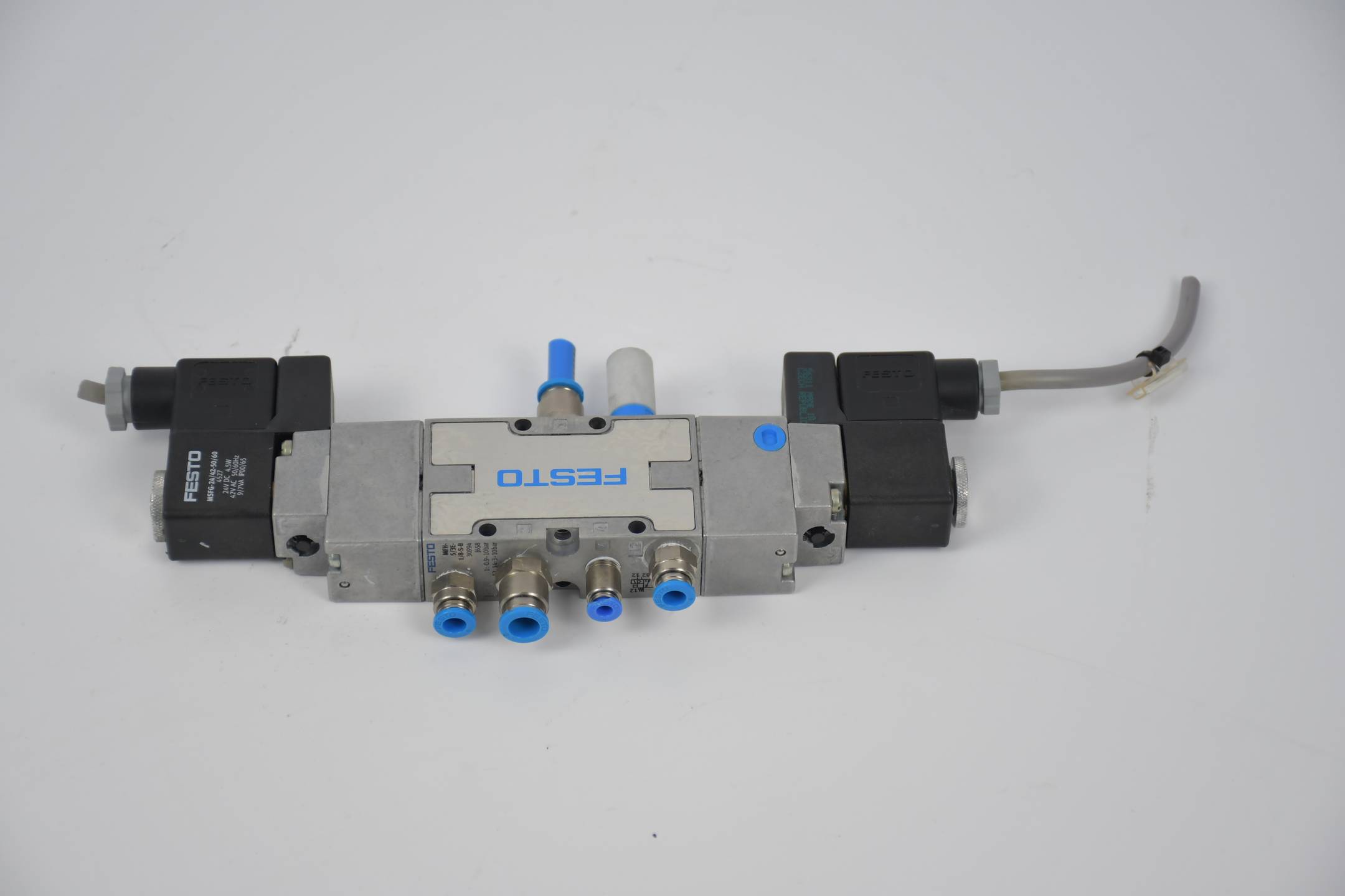 Festo Magnetventil MFH-5/3E-1/8-S-B inkl Magnetspule MSFG-24/42-50/60