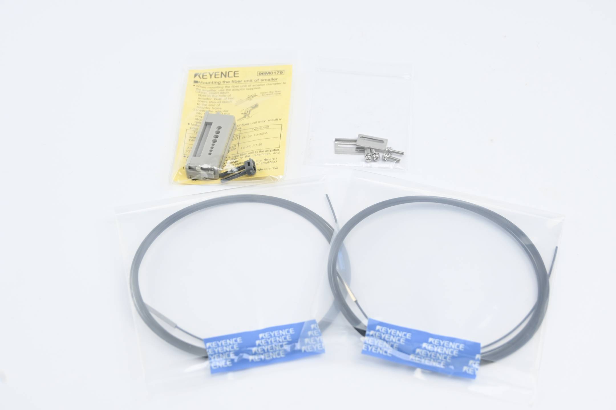 Keyence Transmittierendes Lichtleitergerät FU-18M 