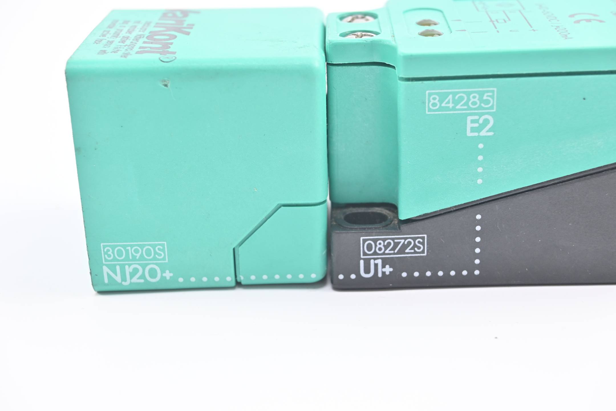 Pepperl+Fuchs Näherungsschalter NJ20+U1+E2 ( 30190S + 08272S + 84285 )