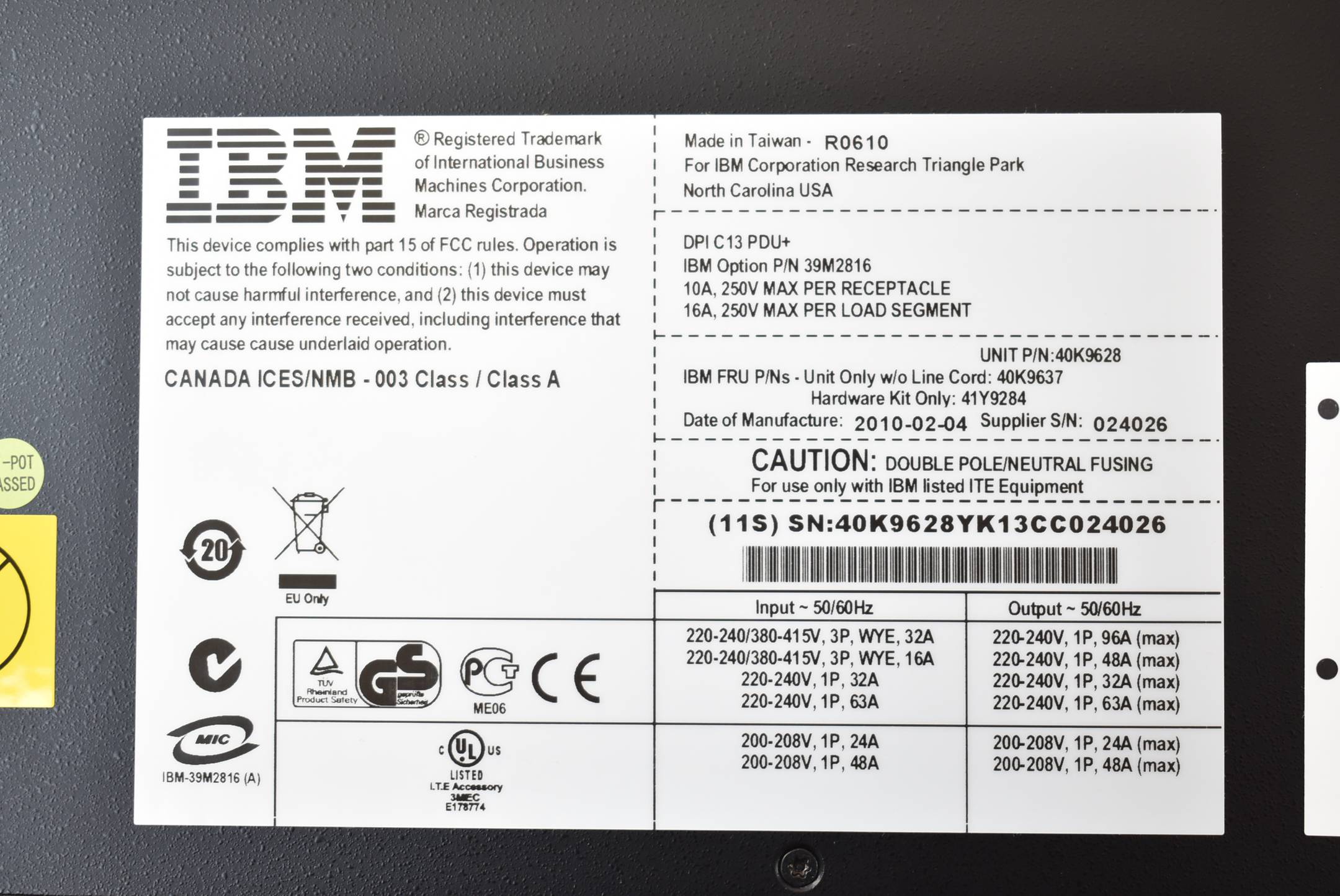 IBM DPI C13 PDU 10A 250V ( 39M2816 )