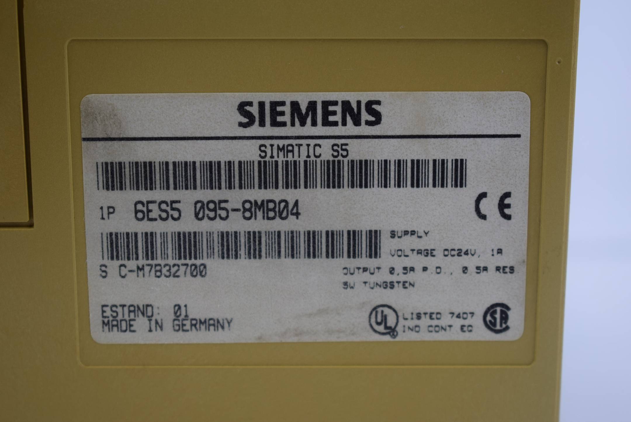 Siemens simatic S5-95U 6ES5 095-8MB04 ( 6ES5095-8MB04 ) E1