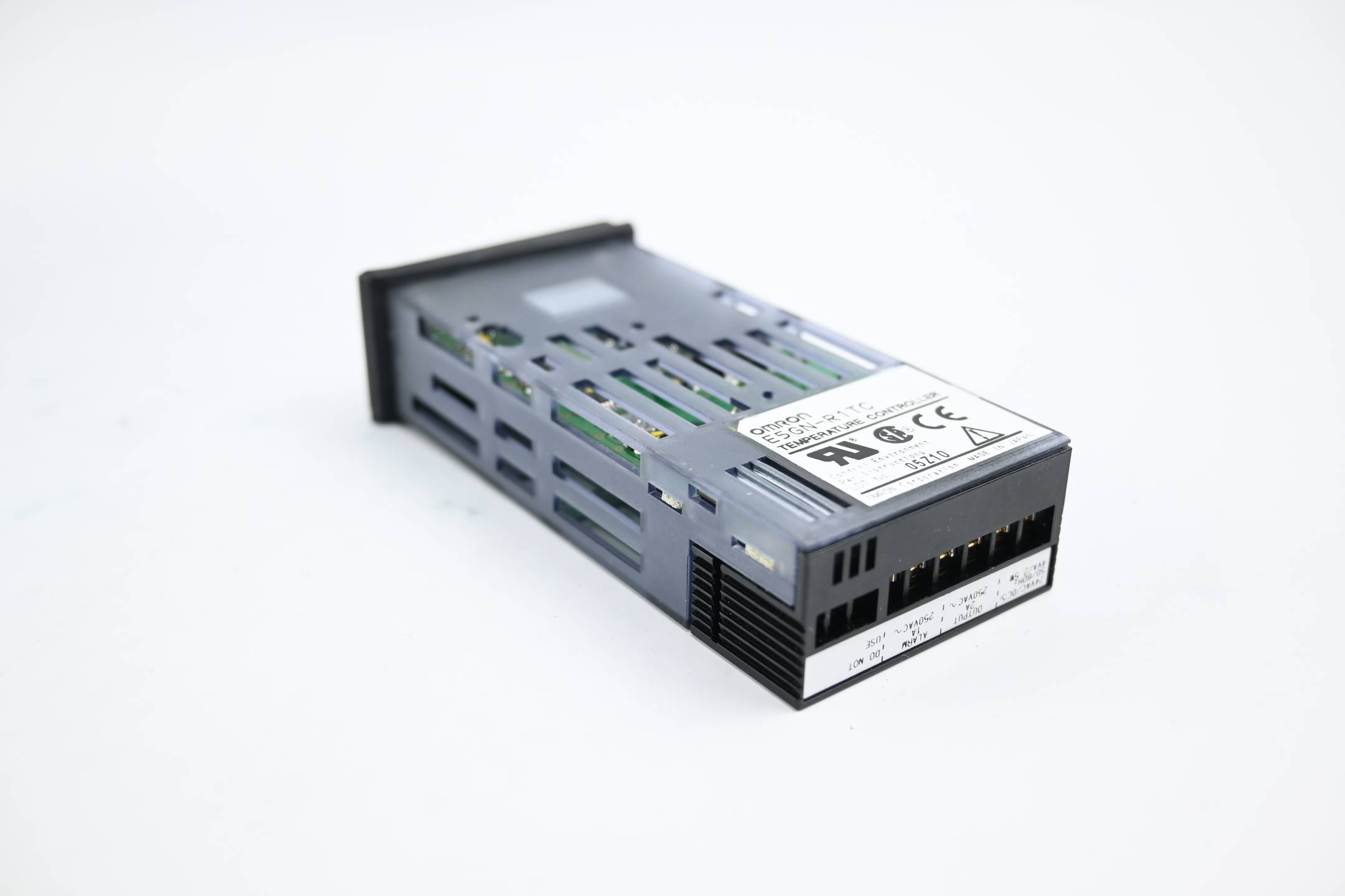Omron Temperatur Controller Multi Range 24V AC/DC ( E5GN-R1TC )