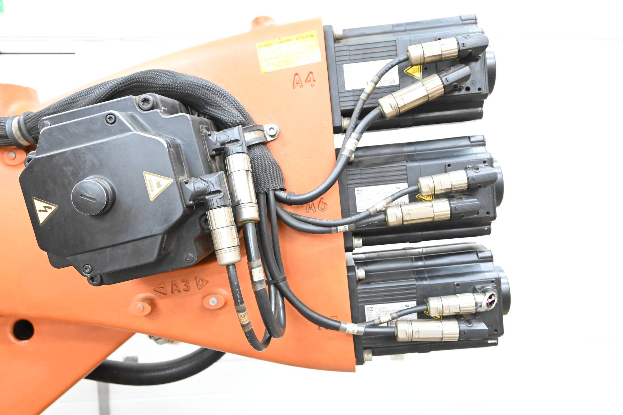 Kuka Industrieroboter KR 140 comp ( 0000124243 ) (1) KR140