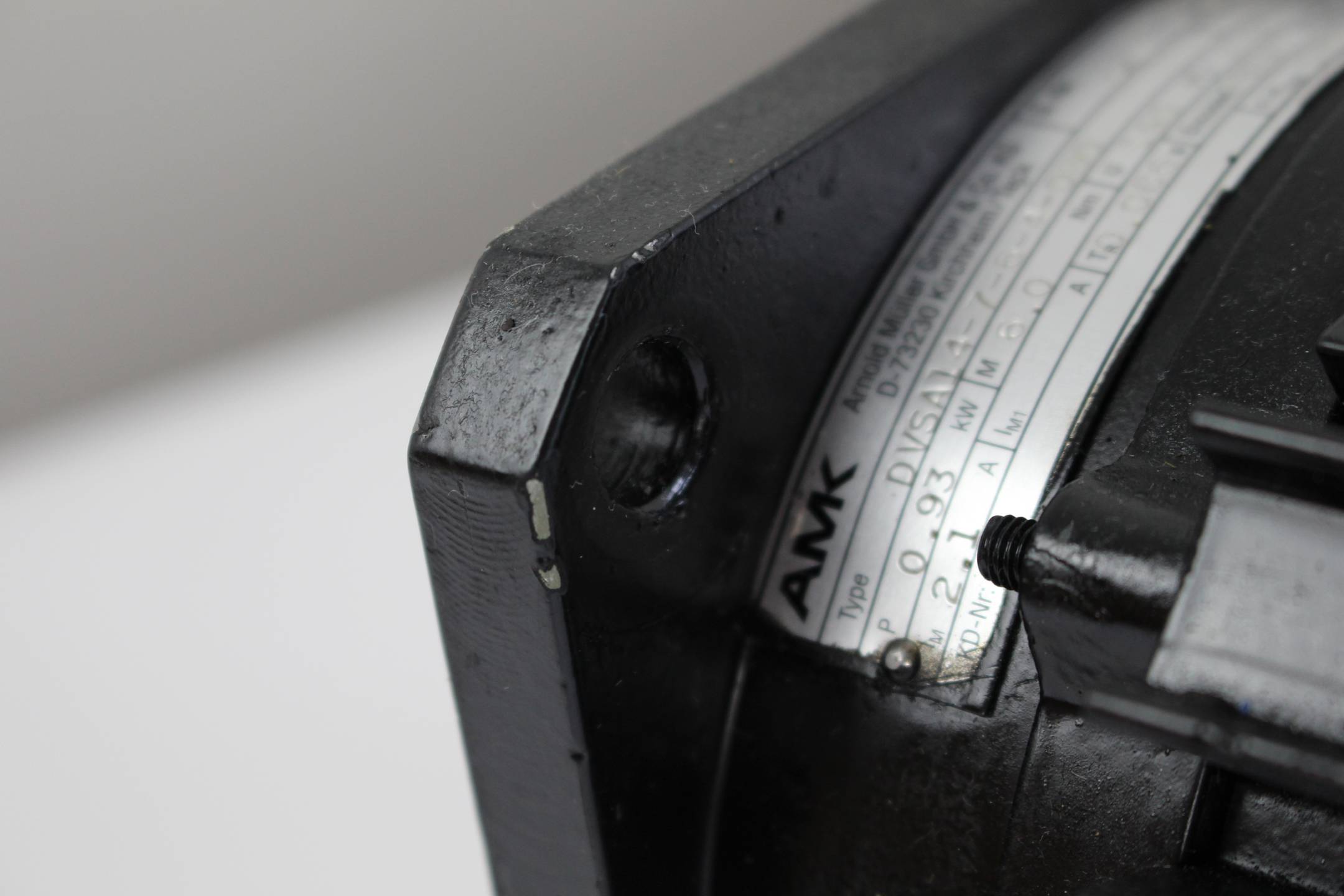 AMK Servomotor DVSA14-7-6-4-DB0