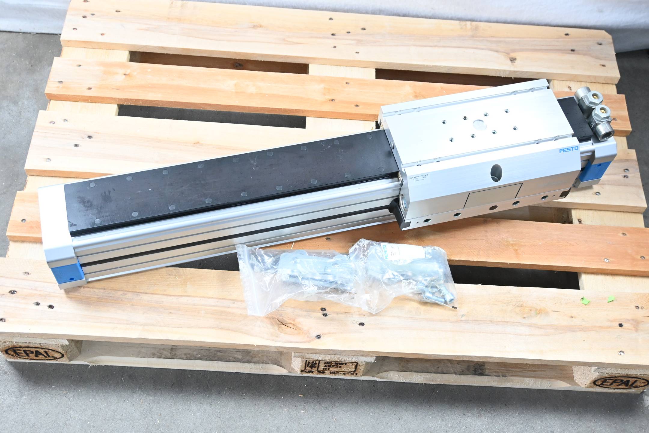 Festo Linearantrieb DGPL-80-500-PPV-A-KF-B ( 161797 )