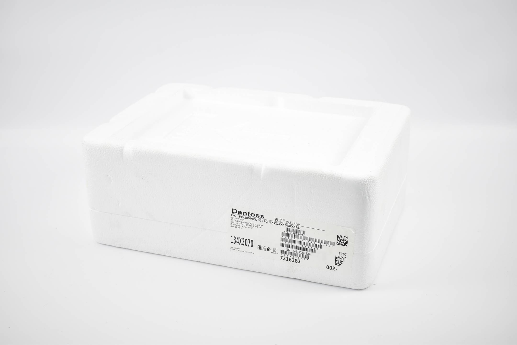 Danfoss VLT Midi Drive FC-280PK37S2E20H1XXCXXXSXXXXAL ( 134X3070 )