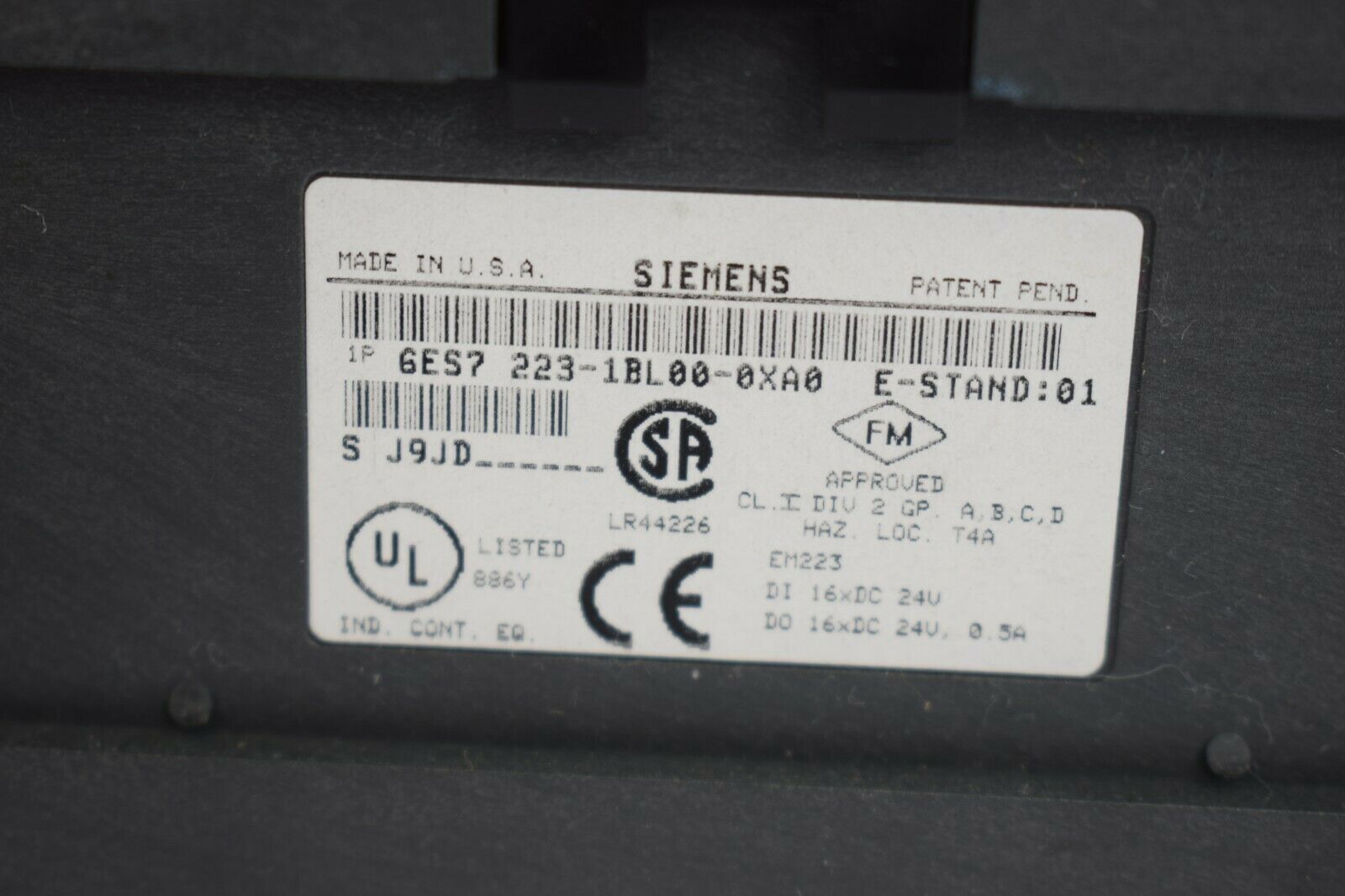 Siemens simatic S7 6ES7 223-1BL00-0XA0 ( 6ES7223-1BL00-0XA0 ) E1