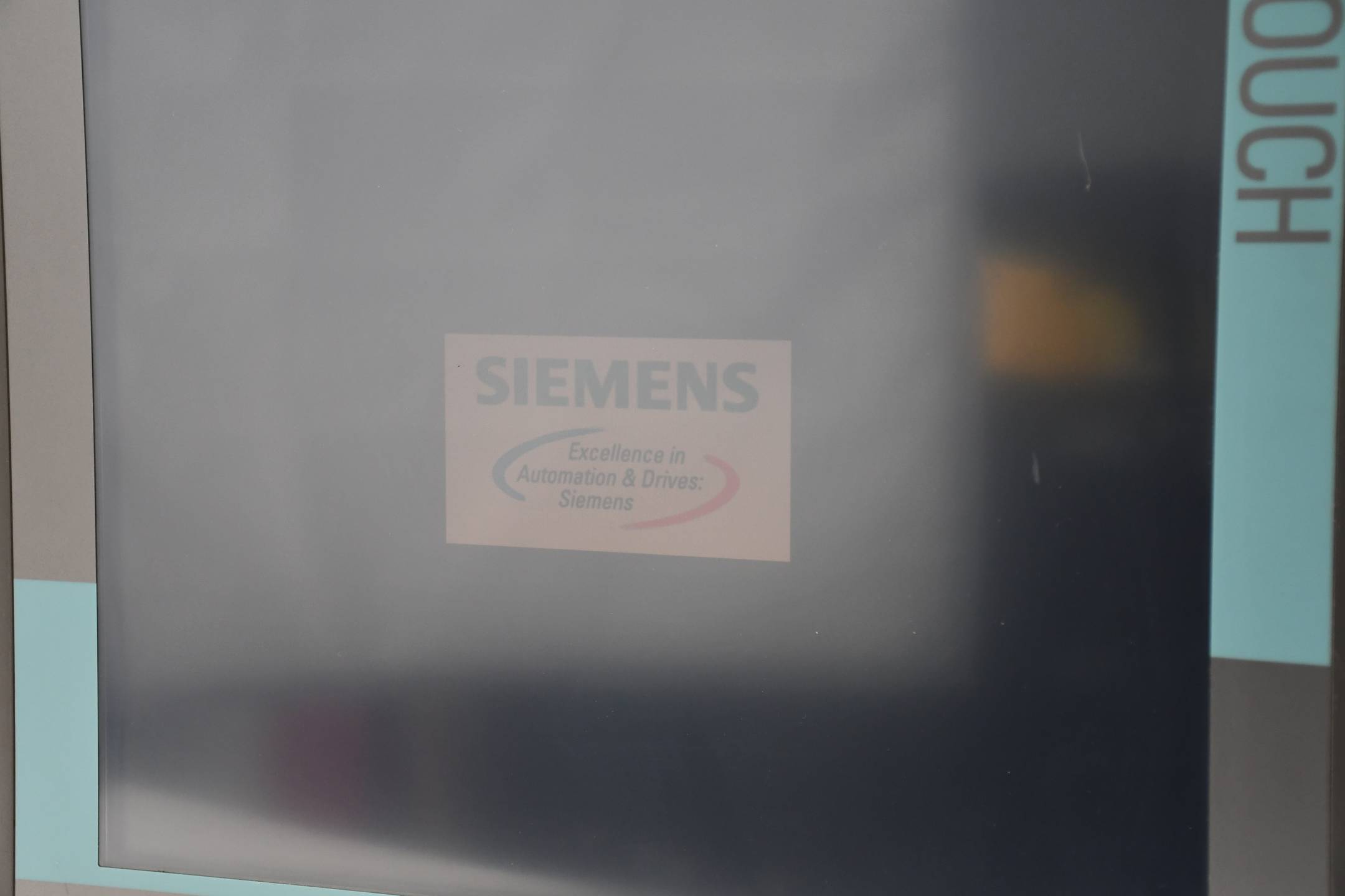 Siemens simatic Panel 19'' Touch 6AV7861-3TB00-0AA0 ( 6AV7 861-3TB00-0AA0 ) E003