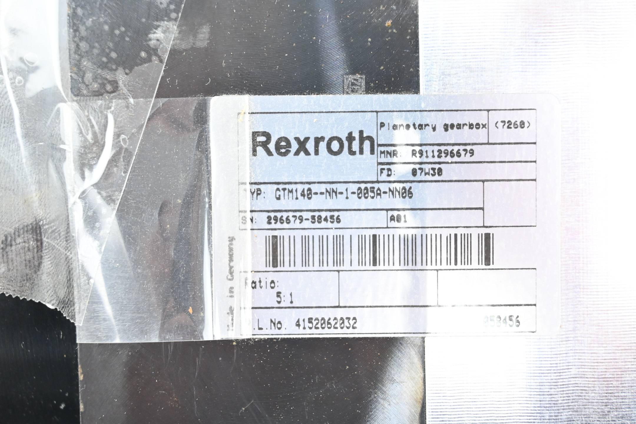 Rexroth Planetengetriebe GTM140-NN1-005A-NN06 ( R911296679 )