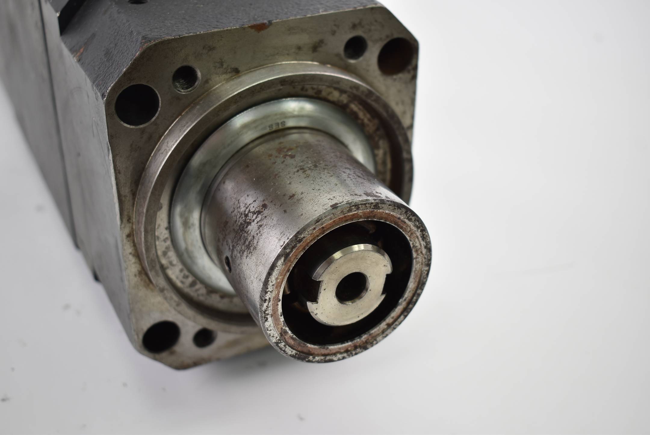 Baumüller Servomotor 900min-1 fDS 71 MC095-FZ ( DS 71-MC ) 394712