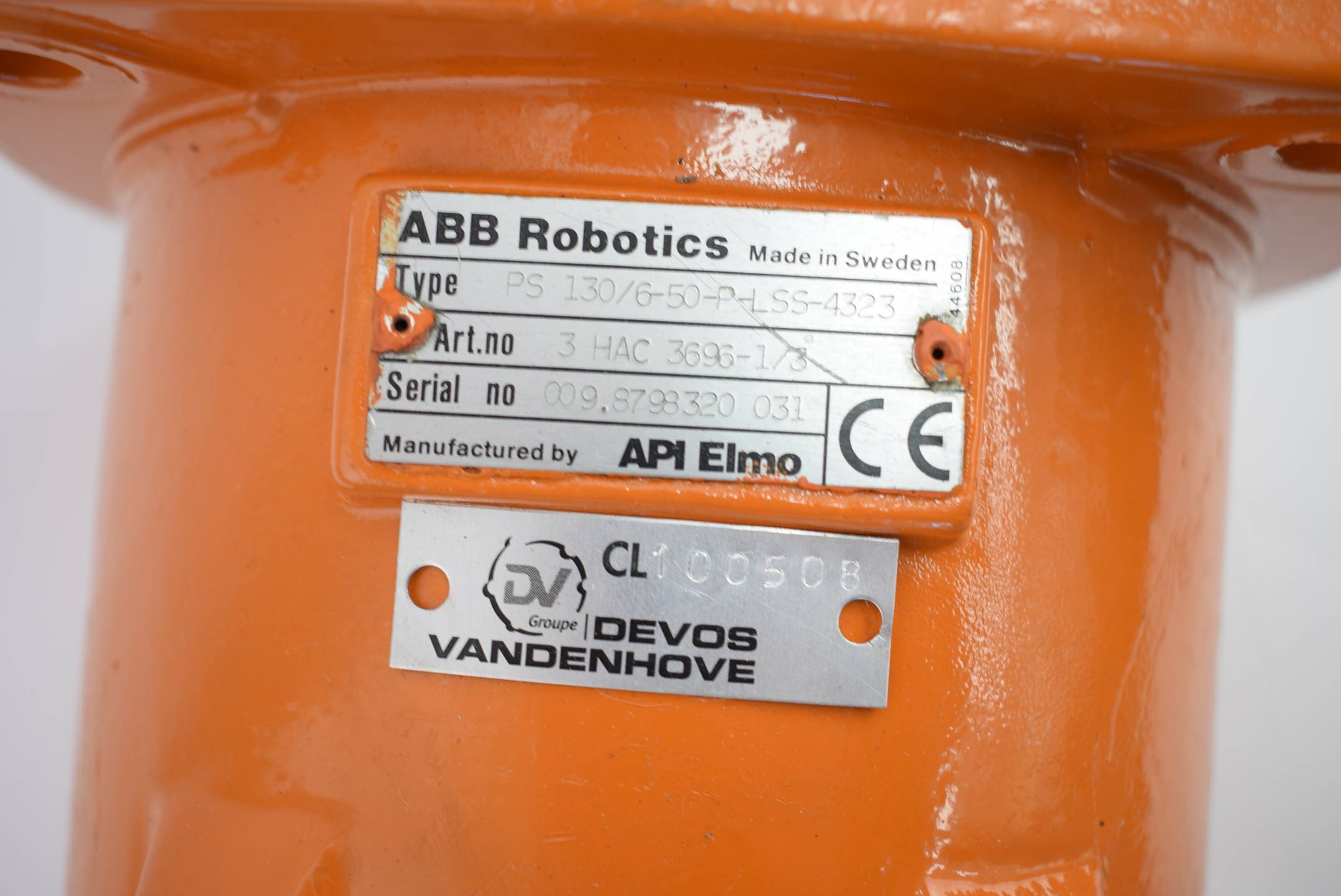 ABB Robotics Servomotor 3HAC3696-1/3 ( PS 130/6-50-P-LSS-4323 )