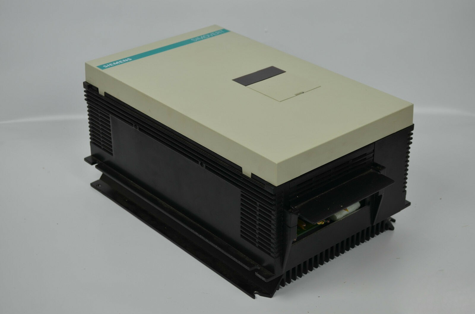 Siemens simovert P 6SE2108-3AA21 ( 6SE2 108-3AA21 )