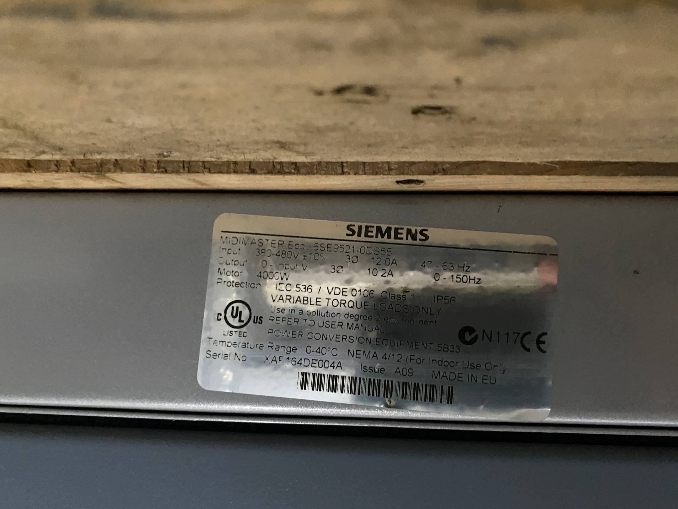 Siemens MIDIMASTER ECO IP56 ECO1-400/3 6SE9521-0DS55 ( 6SE9 521-0DS55 )