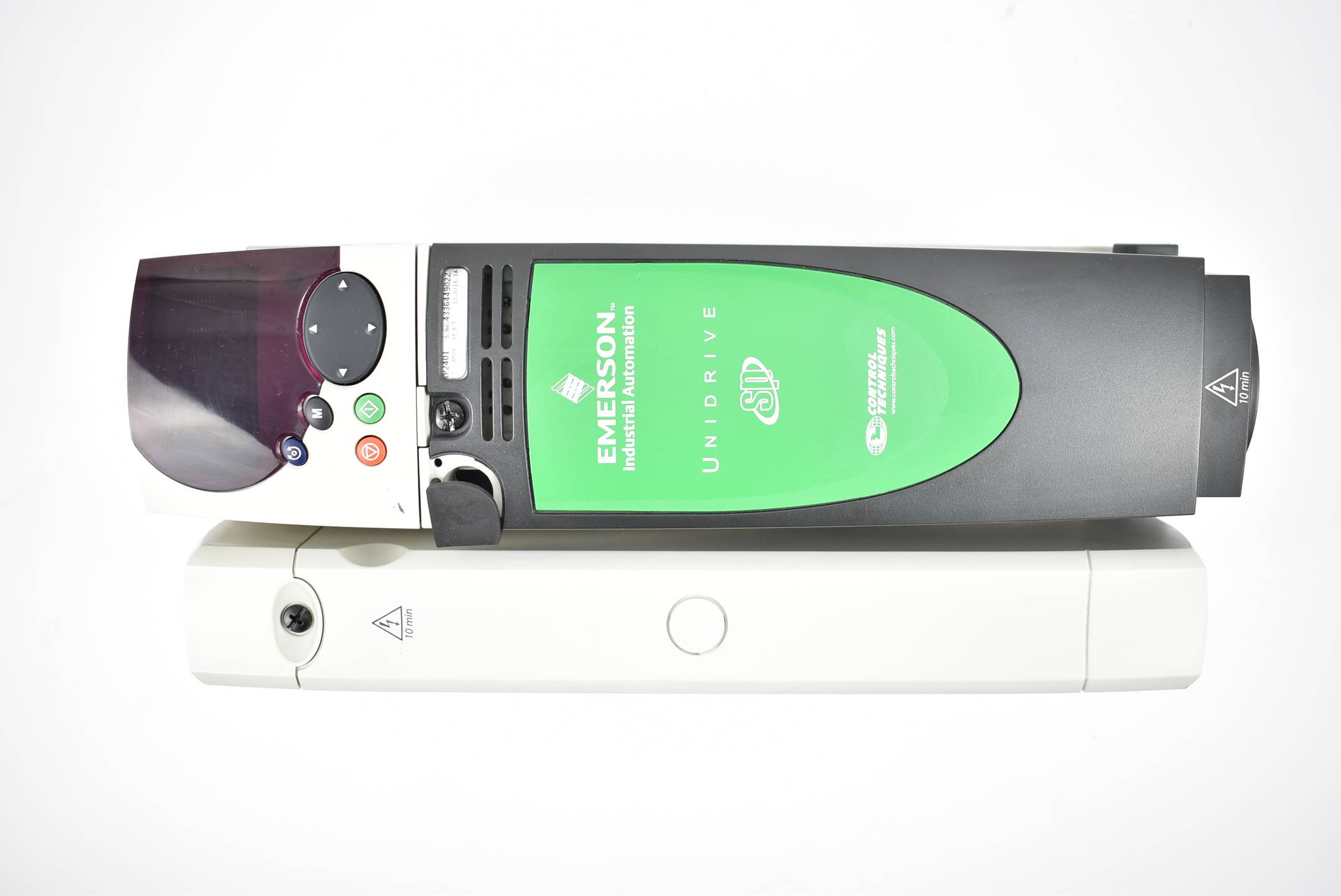 Emerson Control Techniques Unidrive SP2401 ( 5.5 / 7.5 kw ) inkl. SM-Keypad