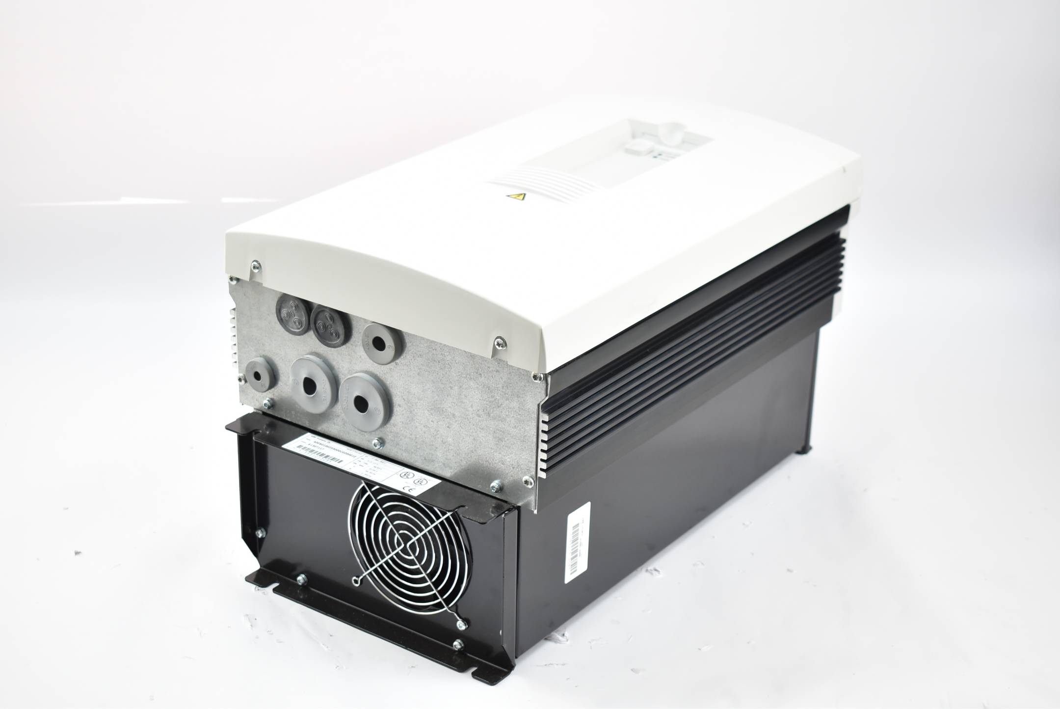 ABB Industry Oy Frequenzumrichter ADE60100255000C0200010 