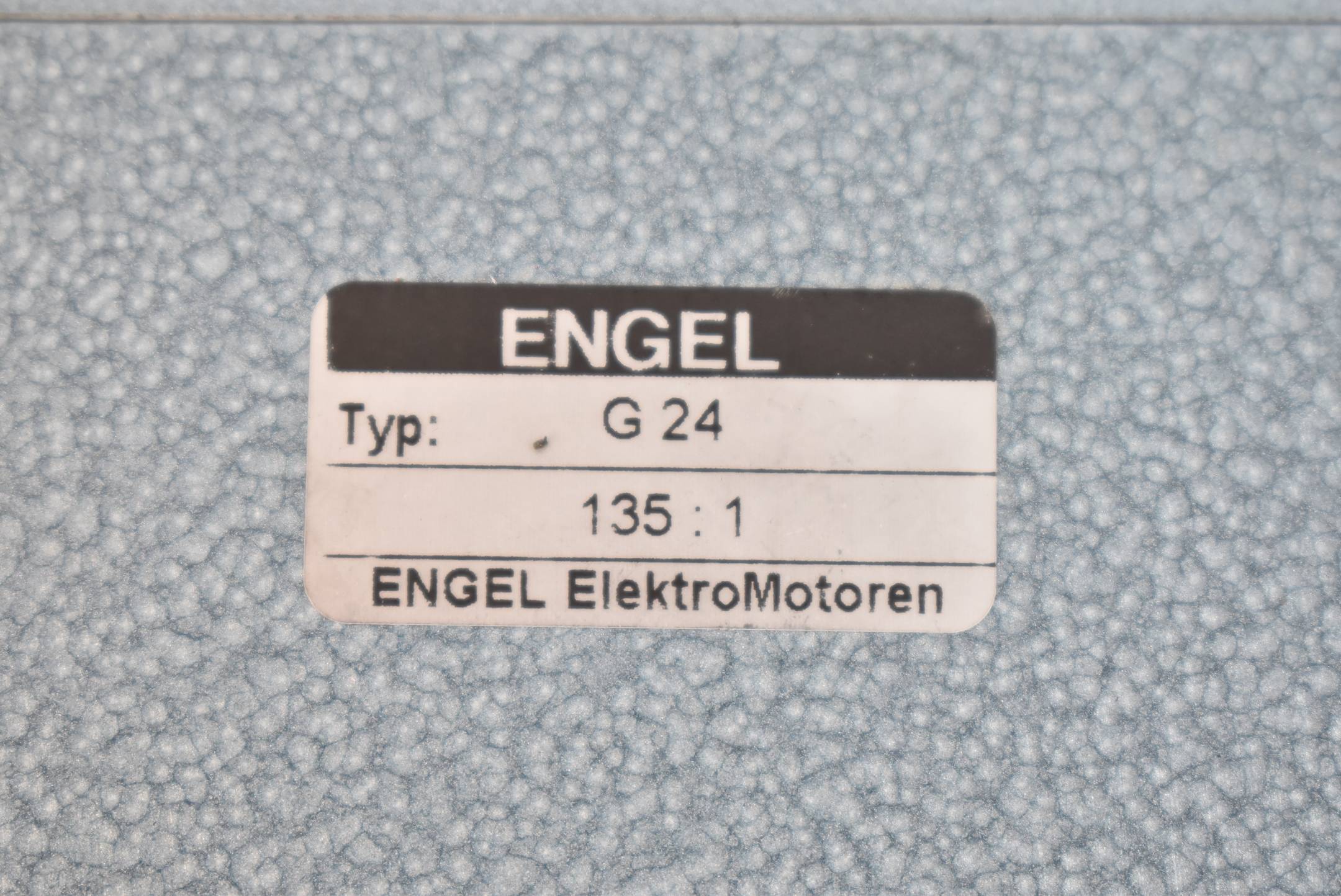 Engel Elektromotor GNM 3125-G24 ( 30W 3000r/min. 24V 2,0A )