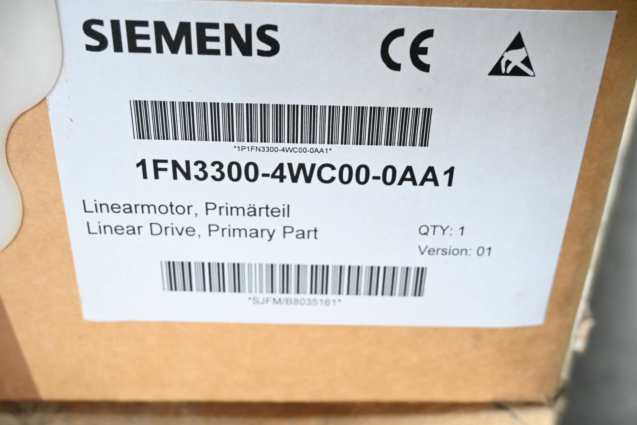 Siemens SIMOTICS Komponente 3~ Motor 1FN3300-4WC00-0AA1 ( 1FN3 300-4WC00-0AA1 )