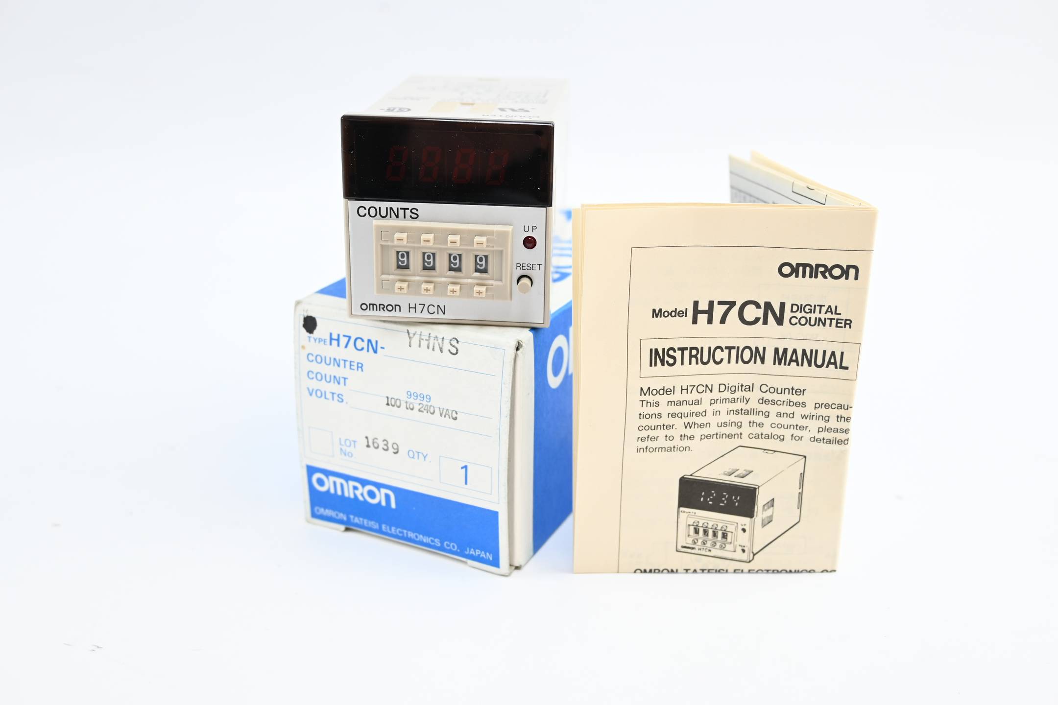 Omron Counter Zähler 9999 100-240 VAC ( H7CN-YHNS )