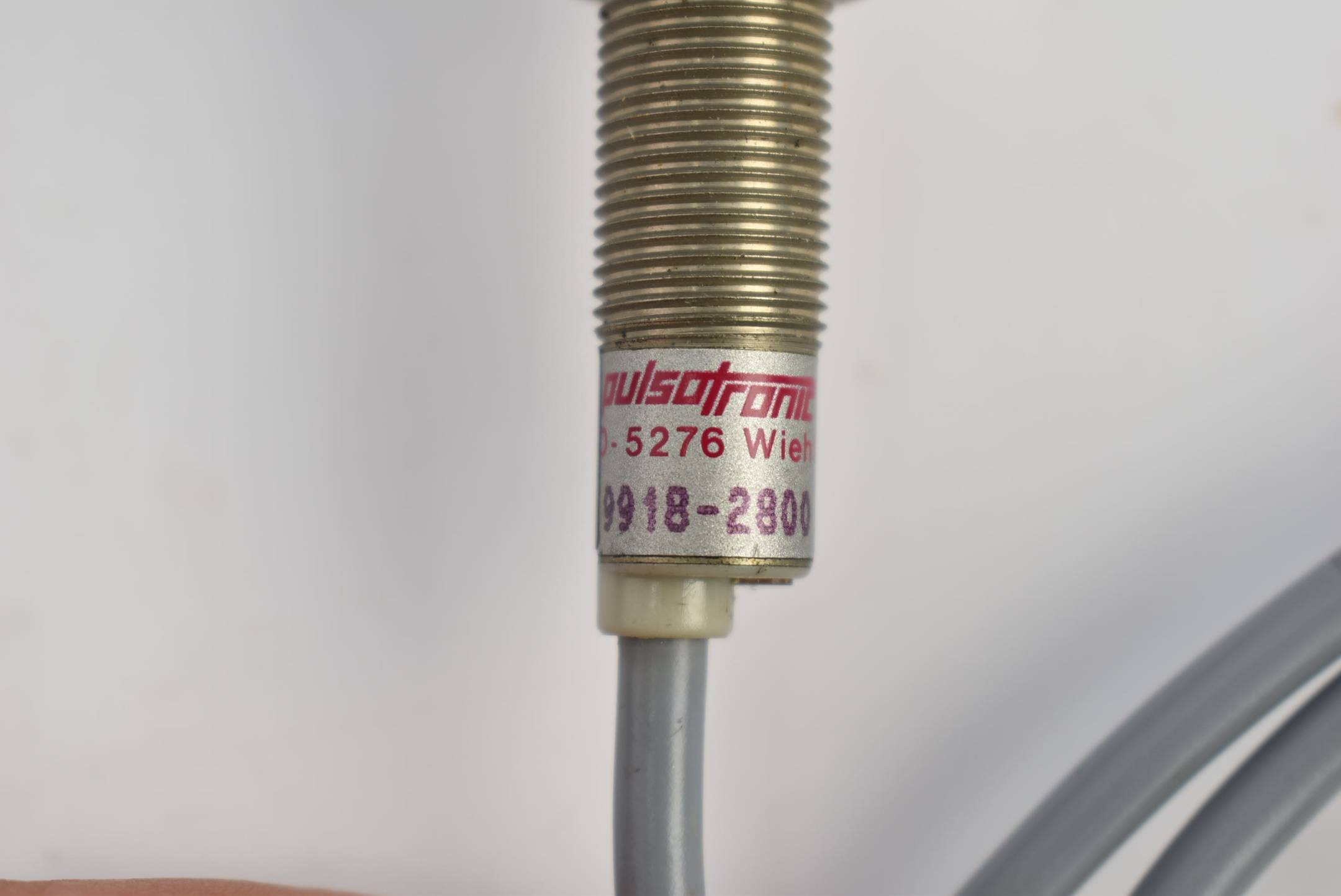Pulsotronic Näherungssenor 10-30 VDC / 80mA 9918-2800