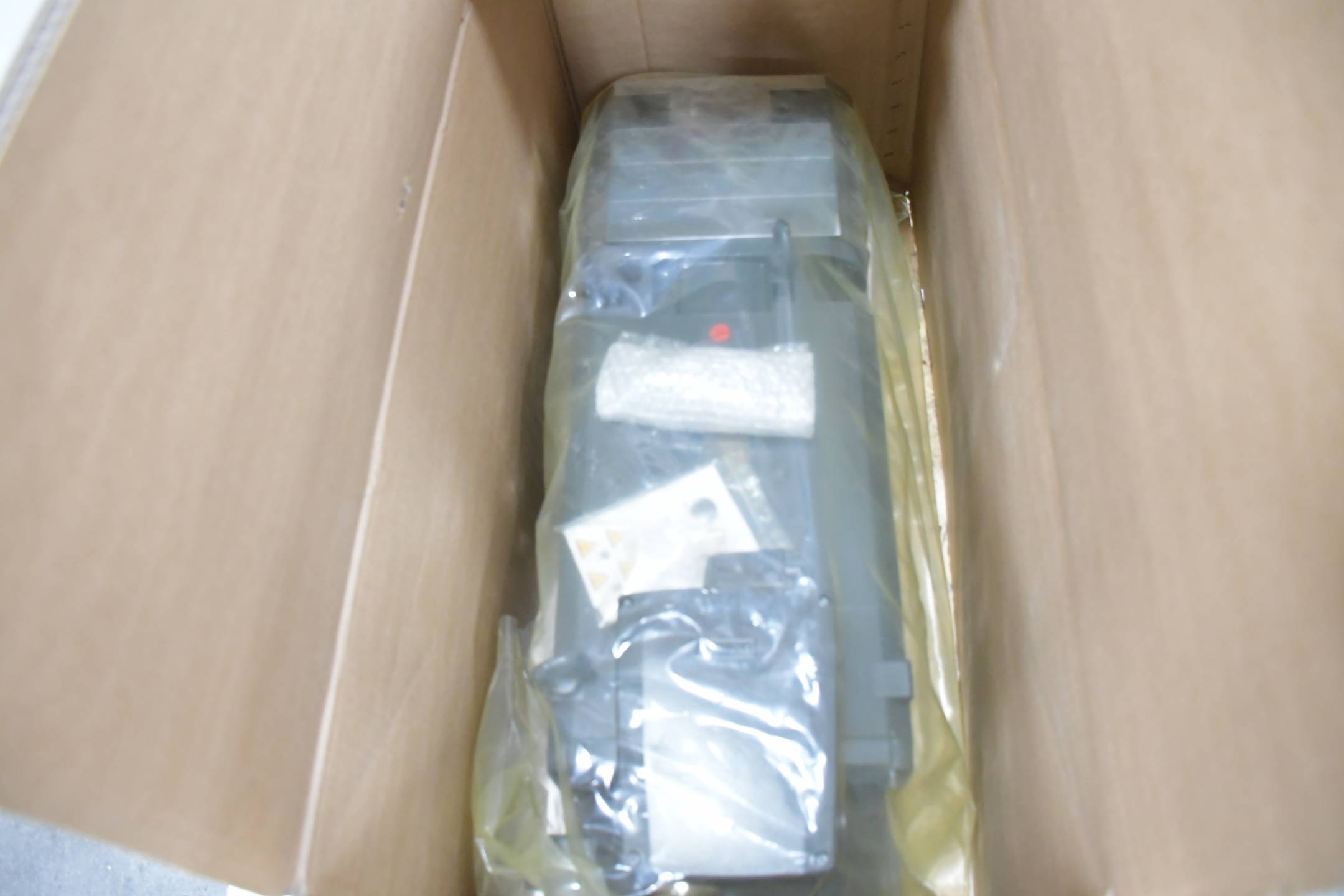 Siemens Simotics Kompakt-Asynchronmotor 1PH8165-1DF03-0HA1 / 1PH8 165-1DF03-0HA1