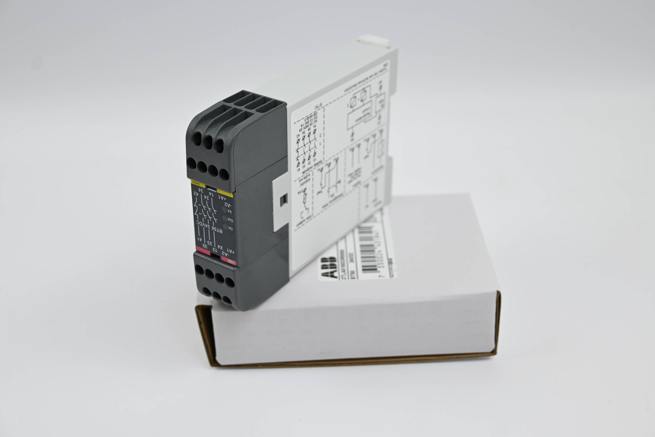 ABB Sicherheitsrelais 2TLA010033R0000 ( BT50 24VDC )