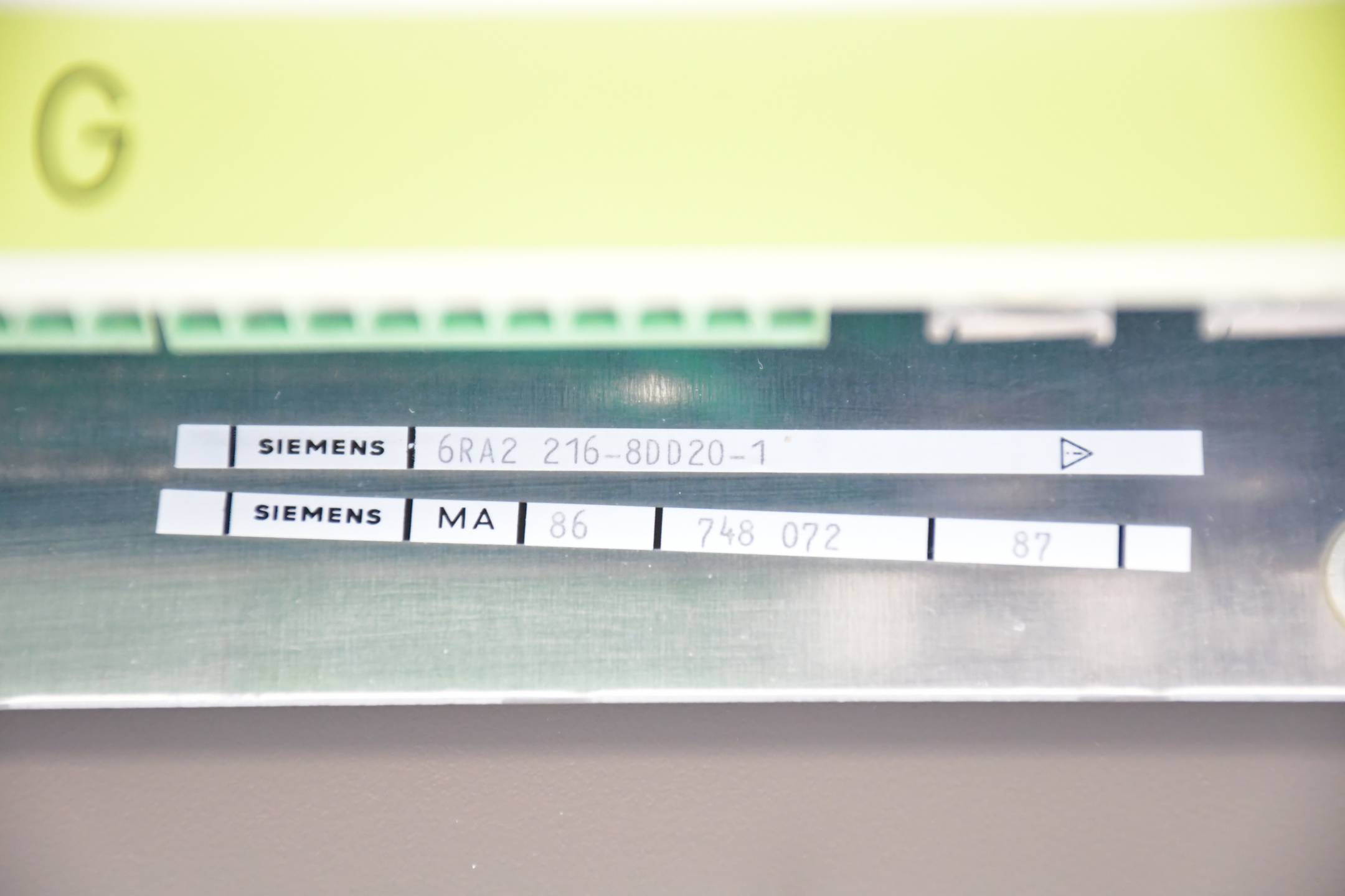 Siemens simoreg K-Stromrichtergerät 6RA2 216-8DD20-1 ( 6RA2216-8DD20-1 )